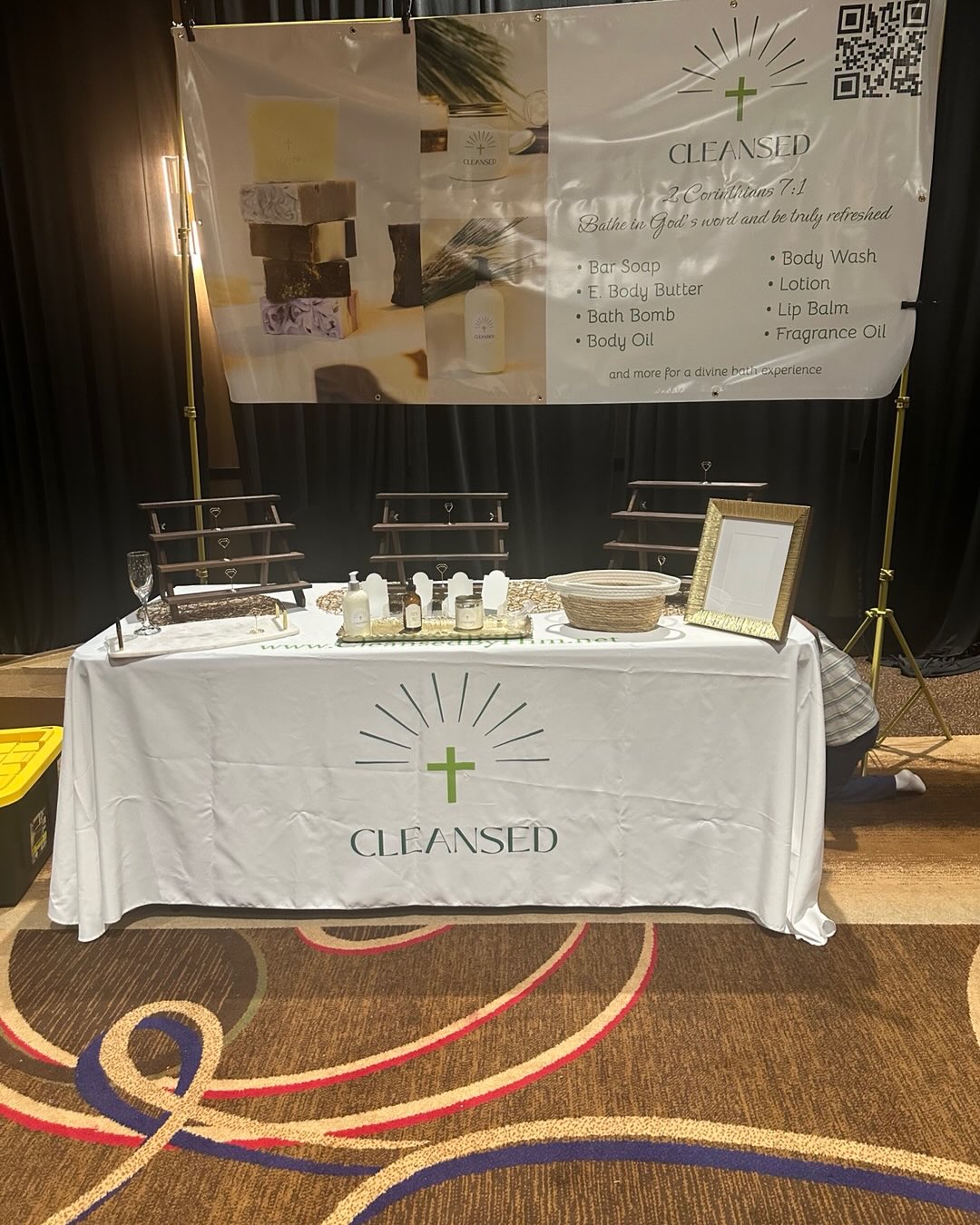 We are back at another event! I was blessed with the opportunity to be a vendor at Rebuilding Her Conference!
We have elevated our setup and I love it. The participants were ready to buy before I was fully setup! Praise the Lord.
I also presented my audience with a survey. I brought many scents for everyone to rate, so when I go back into the lab, I can come back out with scents you all love.
Thank you all for your support.
#rebuildingHer #updatingthelook