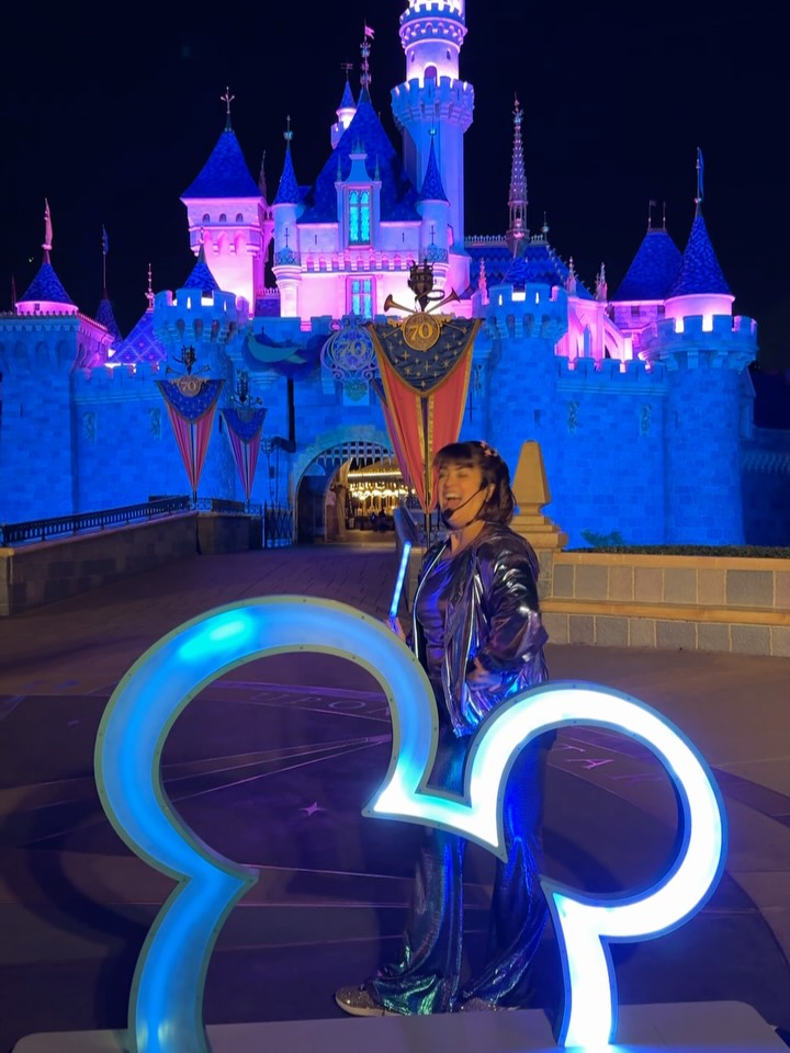 I’m Gabbie, and you’re watching Disney Channel!
Had the best time living my Disney Channel dreams at Disney Chanel Nite with @cullenkuch, @zackkozlow and @audkennkoz! Even ran into the OG cast of High School Musical