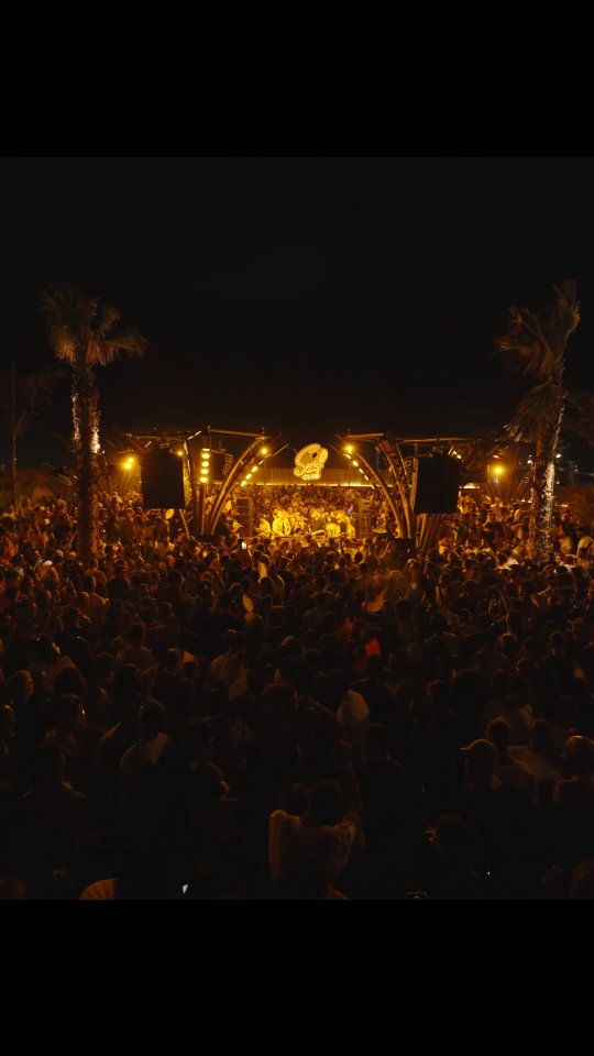 A night by the coast, carried by sound.
@camelphatmusic brought the kind of energy that lingers - effortless, magnetic, and felt in every part of the crowd.
A glimpse of what is waiting this season.
02/07/26
#SurfClubNorthCoast #SurfClub #Egypt