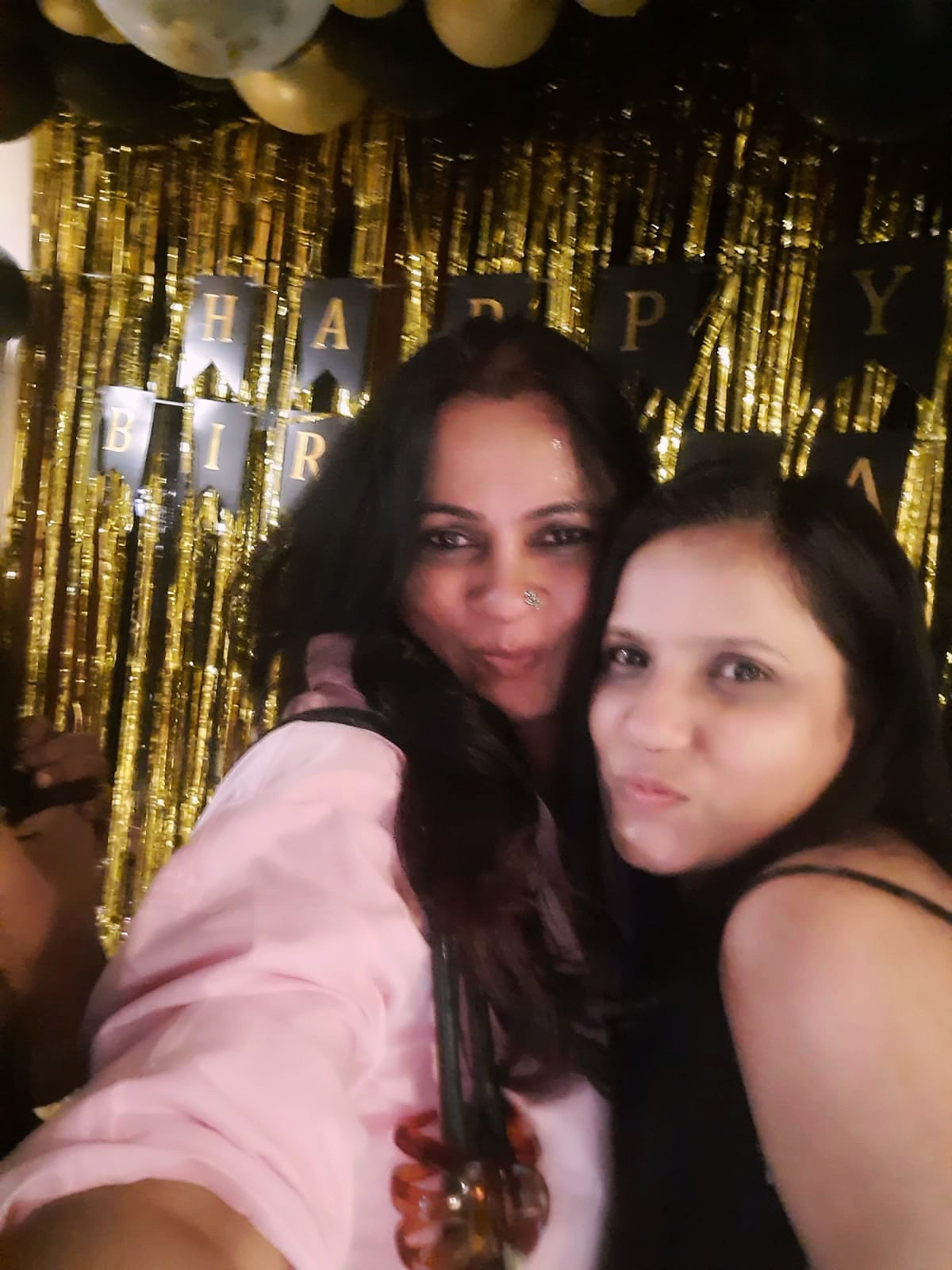 Party mode: ON🔥
#partyvibes #vibecheck #togethermoments #funtimes #happytimes❤️