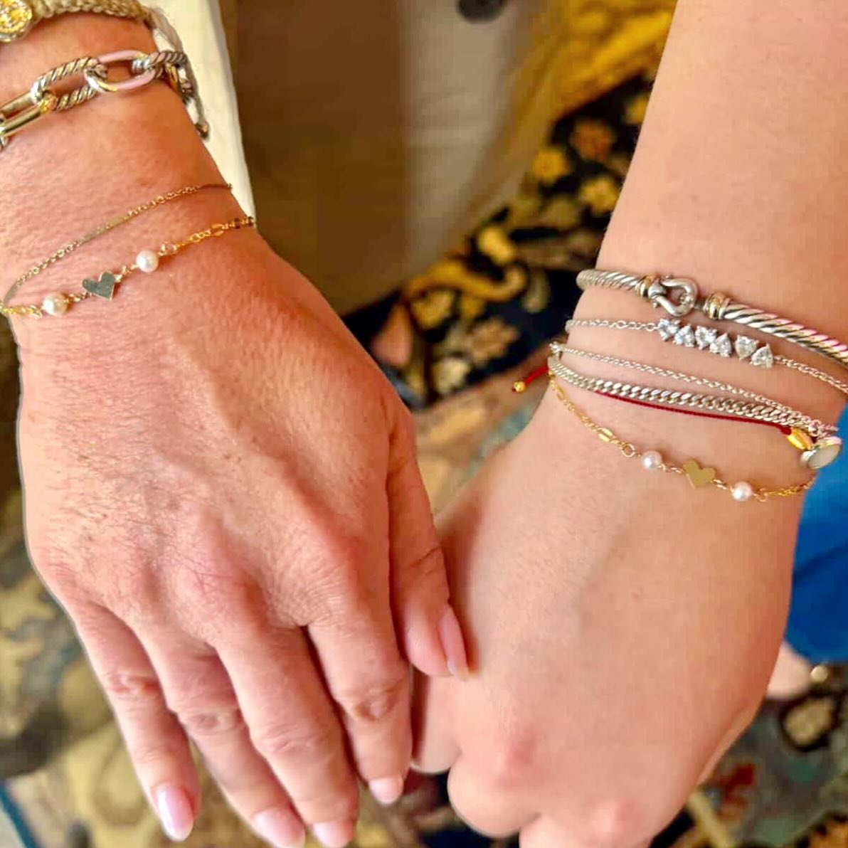 Pearls🤍 and Hearts🤎 for this mother & daughter duo!
#permanentjewelry #permanentjewelrysanfrancisco #permanentjewelrylivermore #permanentjewelrybayarea #permanentjewelrysf