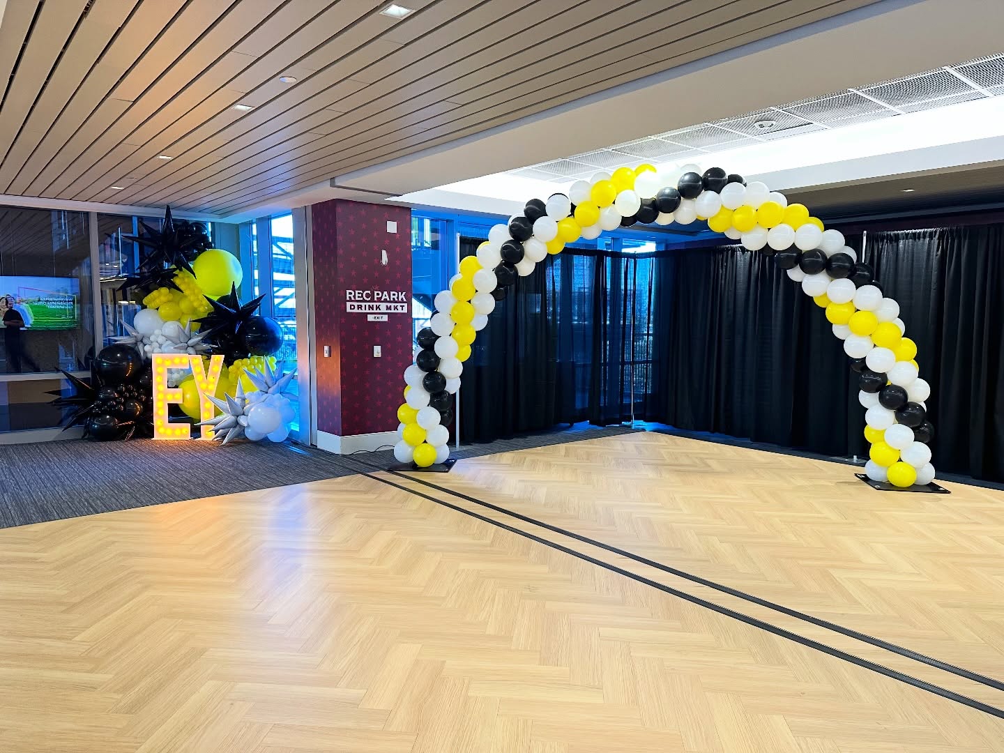What works for every event—private or corporate, any theme, any color palette, and any location (indoors or outdoors)? A classic balloon arch! 🎈
Timeless, versatile, and always a crowd favorite, our arches instantly elevate any event and tie your entire setup together.
Ranging from 20ft to 40ft and available in multiple patterns, our classic arches are designed to fit your vision and make a statement—no matter the occasion.
Simple, bold, and guaranteed to enhance your event every single time. PROMISED! 🫱🏿🫲🏼
Need decor for your next event? Send us an email at info@momentsbymax.com or fill out an inquiry on our website. Link in our bio. 👆
.
.
.
#phillyballoons #phillyevents #balloonarch #balloonarches #corporateballoons