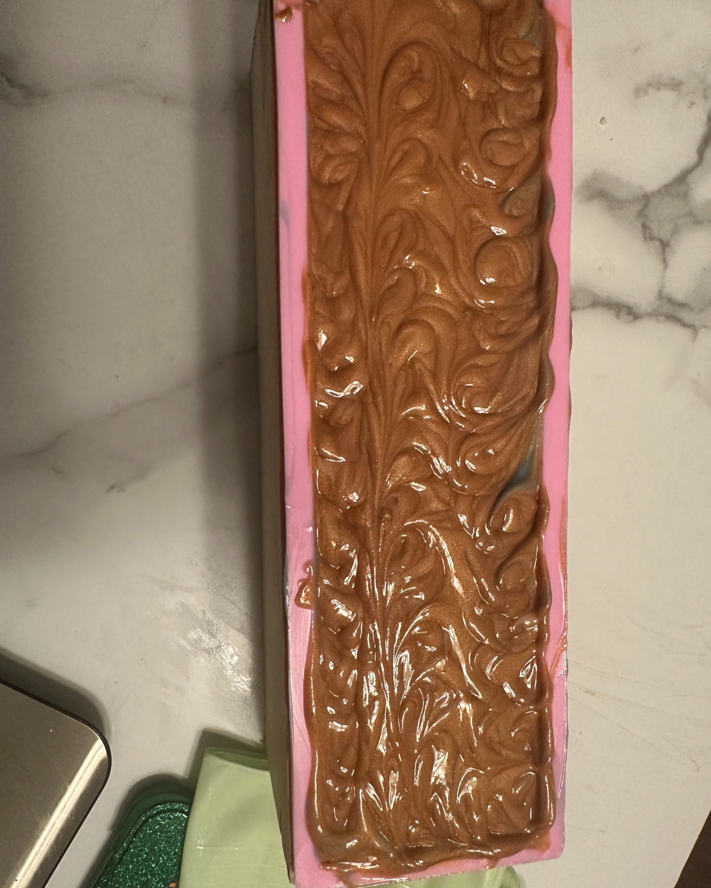 This was my first soap for men. It smelled so intriguing. This is also me attempting at drawing swirls.😊