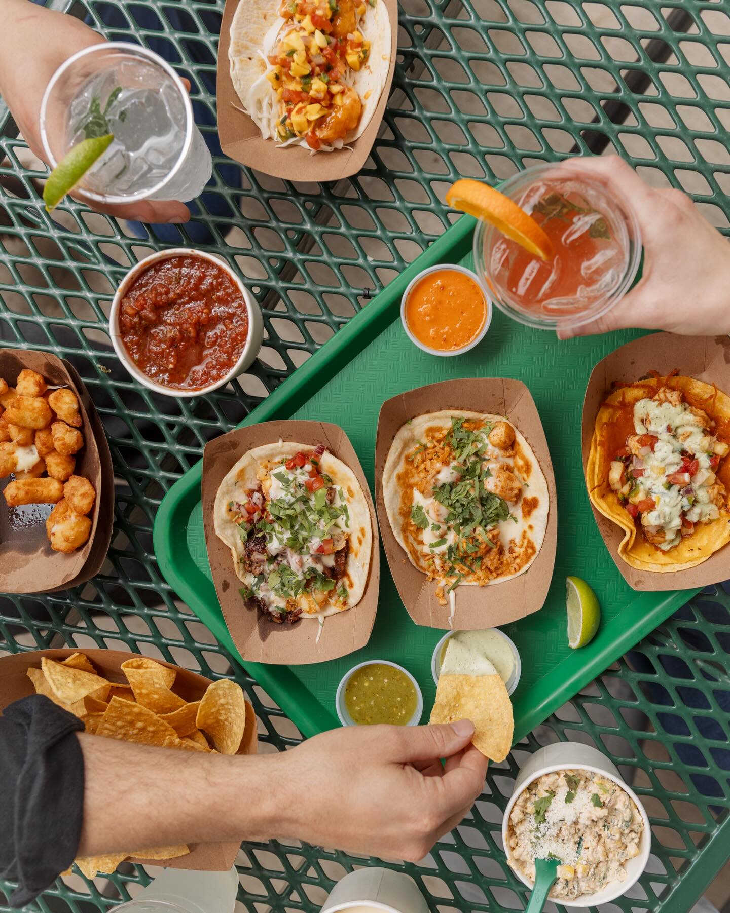 It’s Friday and the weather couldn’t be better☀️Grab your crew, find your spot, and let’s kick off the weekend the right way at City Park! Good vibes, cold drinks, and a whole lot of fun waiting for you.