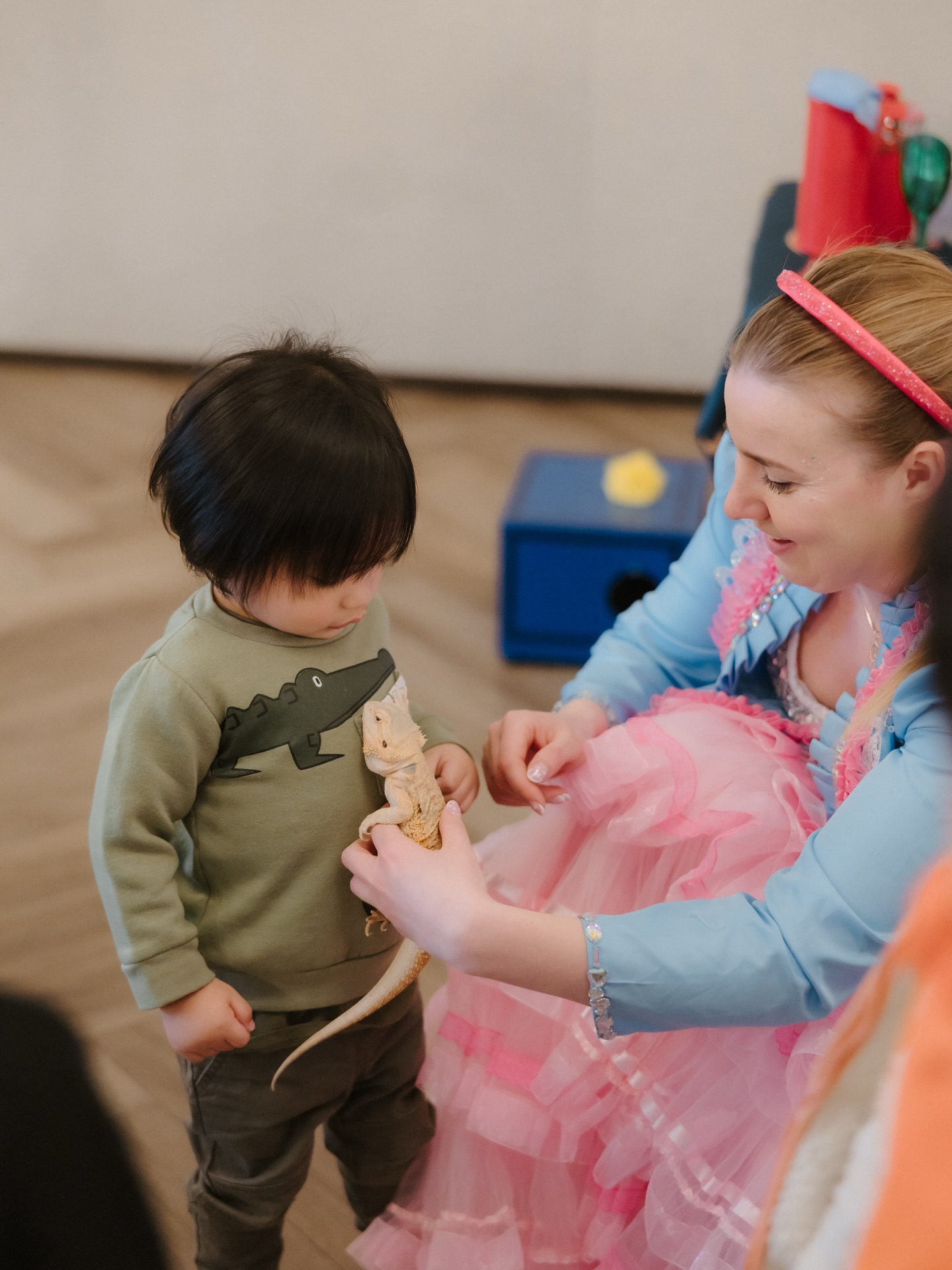 There’s something truly magical about watching kids meet real animals for the first time ✨
Their reactions are priceless — surprise, excitement, curiosity… and the best part? Even the tiniest guests are not afraid at all. They gently touch, pet, and connect with our “magical” animals like they’ve known them forever 🐰🦎🐹
Our Magic Show is not just about tricks — it’s about real эмоции, real interaction, and unforgettable moments for kids (and honestly… for parents too).
If you want something unique, engaging, and truly memorable for your child’s party — this is it.
Let’s create magic together 💫
Now booking in Chicago and suburbs!
⸻
#ChicagoKidsParty #ChicagoMagician #MagicShowChicago #KidsPartyChicago #ChicagoBirthdayParty ChicagoKidsEntertainment MagicianChicago KidsEventChicago ChicagoMom ChicagoEvents KidsMagicShow PartyEntertainmentChicago ChicagoSuburbs FamilyEventsChicago KidsBirthdayIdeas AnimalMagicShow InteractiveShow ChicagoParents