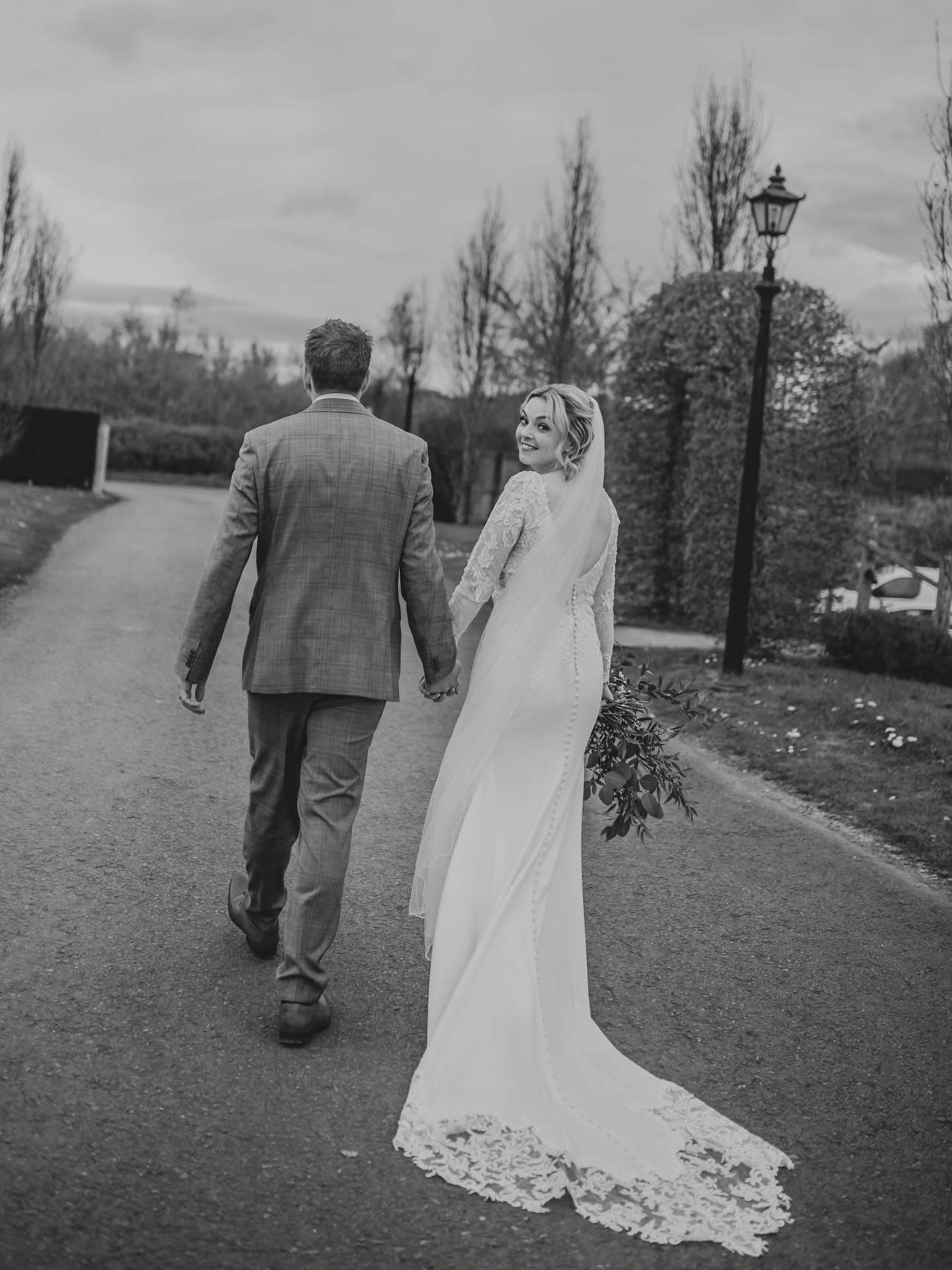 Some sneak peaks from C&Cβs wedding last week at @frogmill_events π€ πΆ @shortlegsdogcare
Cotswold wedding photographer | The Frogmill | Frogmill wedding | Cotswold wedding | Gloucestershire wedding photographer