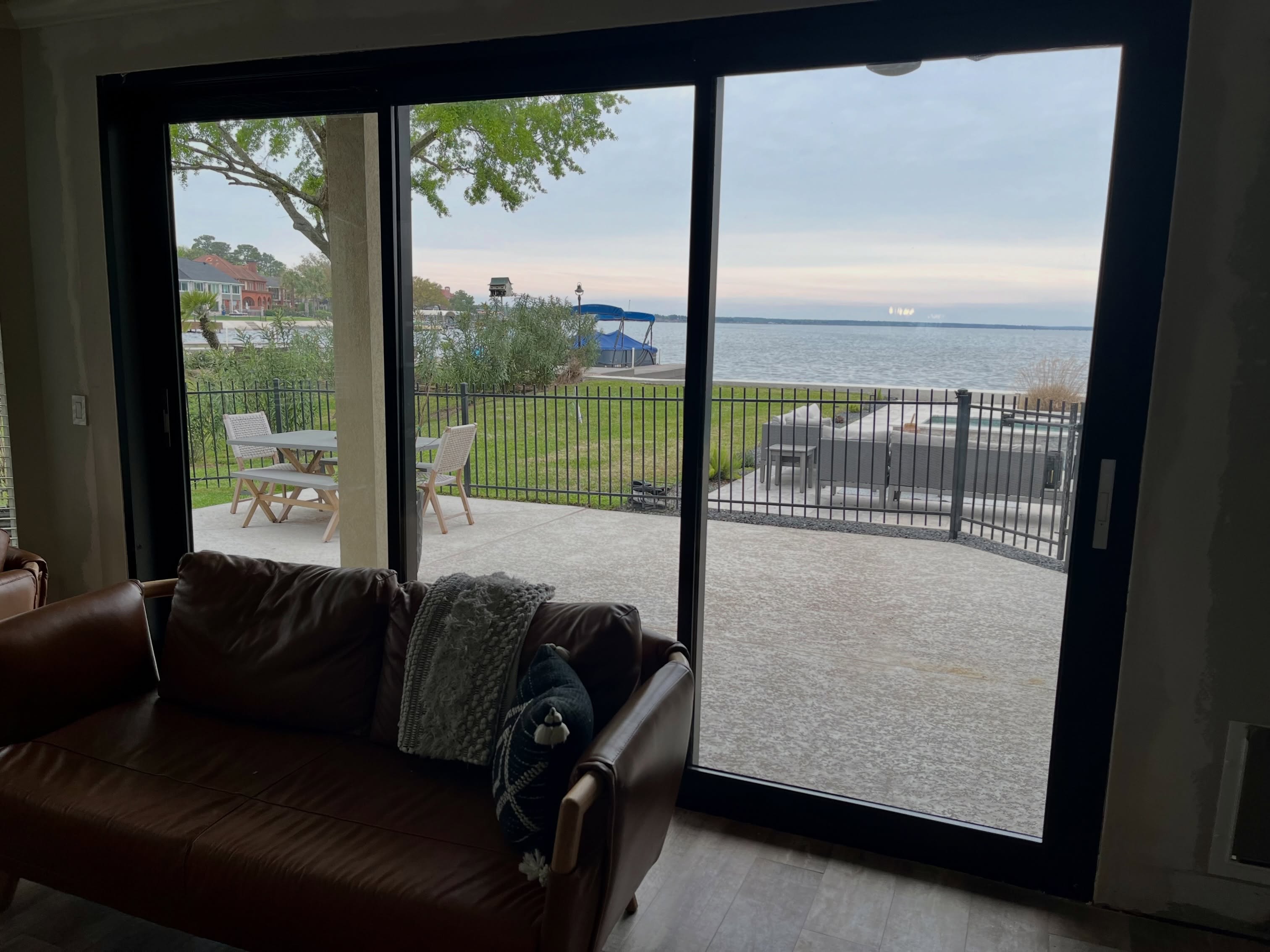 Sliding door installation completed in Lake Conroe 🌊
Designed to maximize the lake view while bringing more natural light and seamless indoor–outdoor living into the home.
Premium aluminum sliding systems built for smooth operation, durability, and modern luxury.
Your Door LLC
📞 (832) 696-3407
🌐 aluminumpatiodoors.com
🌐 yourdoorllc.com