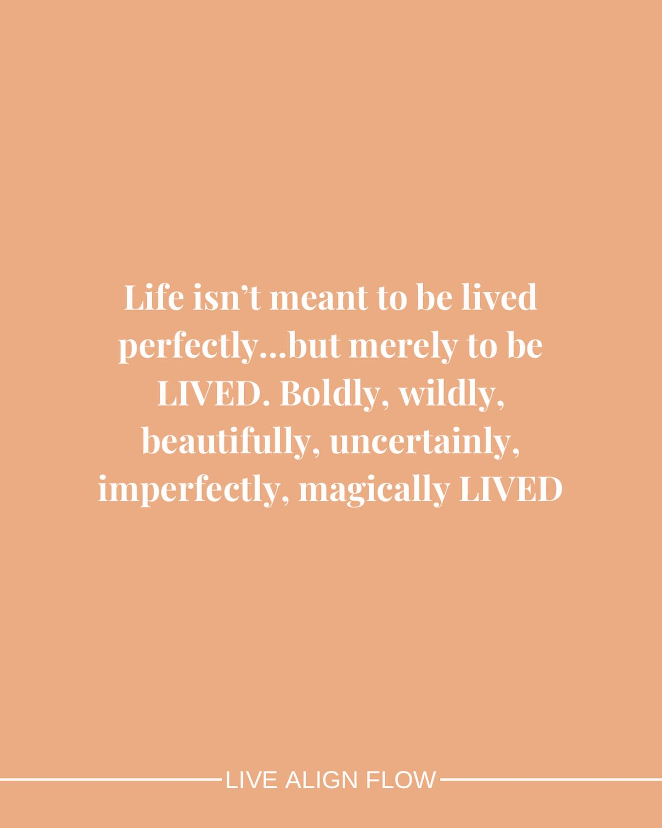 - Mandy Hale 🤍