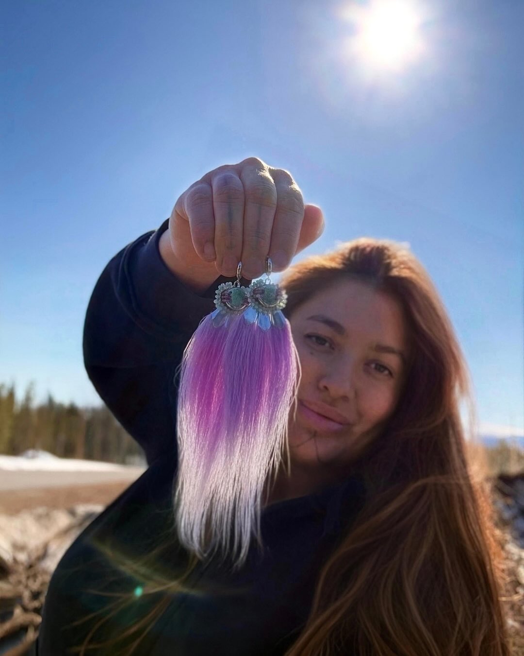 NFS 💜 Lavender and sage dancing softly with silver ✨ Caribou Dancers 💃🏽
This pair felt like a quiet kind of beauty while I was creating them… gentle in their flow, but with a boldness that holds its own. The way the colours blend, like early spring light meeting the earth, just feels so alive to me.
These earrings found their way to a dear friend of my sister’s, someone I had the honour of meeting last year. I was so thrilled to hear they arrived safely before noon for her birthday today ! 🤍
☀️There’s something really special about knowing exactly who a pair is going to, and feeling their spirit while you’re making them. I remember her sweet voice singing songs with my sister in the sunlight.
I loved working in silver for this set, it gave everything a softness and a strength at the same time. And truly… they feel like her. A sweet woman, gentle in presence, yet boldly herself.
Pieces like this remind me why I do what I do; connection, intention, and beauty carried forward.
Mahsi’ cho for receiving them with love 💜
✨ I took this photo on a bright sunny day last week along the highway, just before bringing them to the post office, my hair still freshly curled and coloured by Kerri from Dawson.
#caribouhairtufting #tuftedcaribouhair #cariboudancers #caribouhair #tuftingcaribouhair