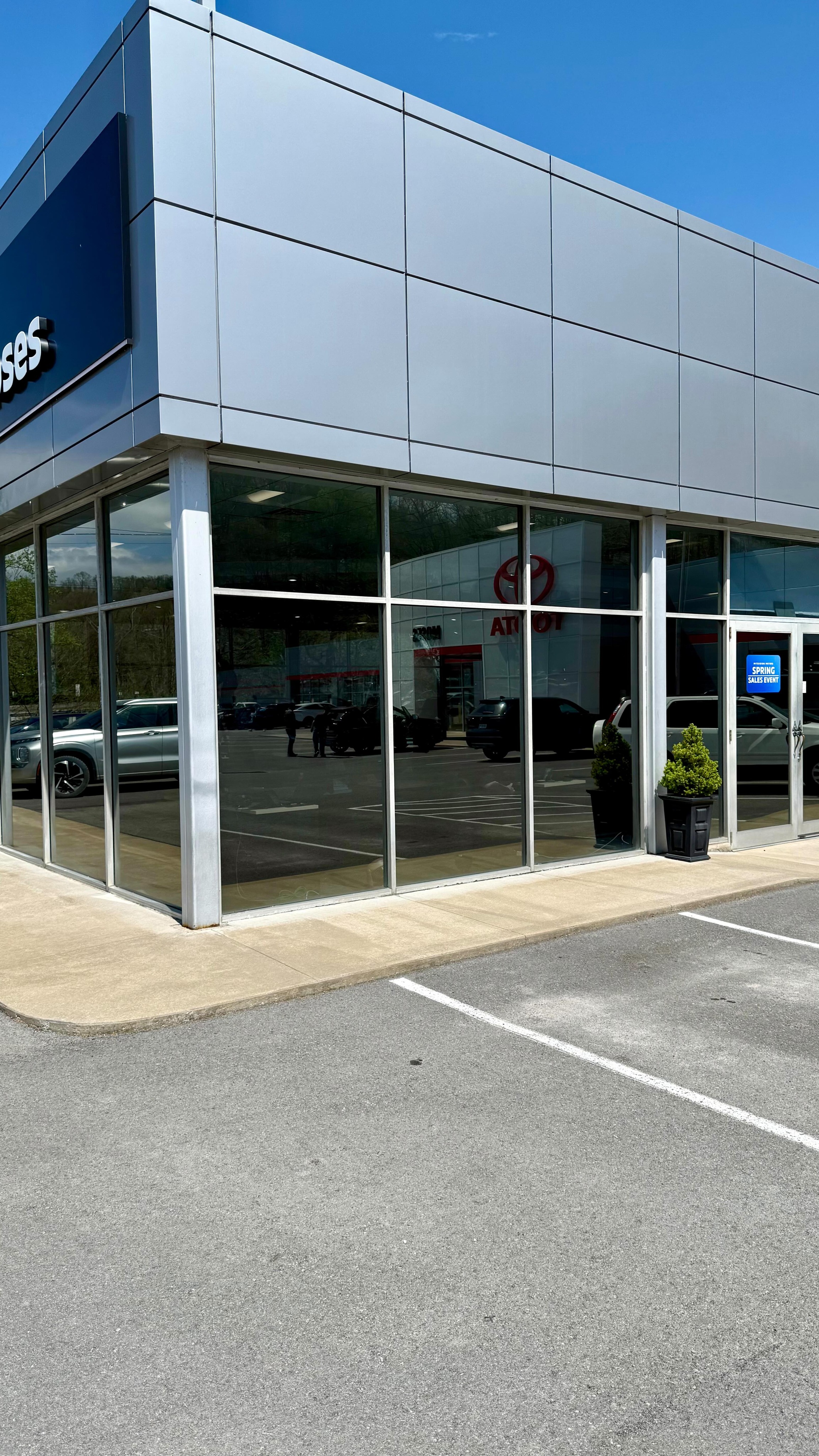 Summer’s just getting warmed up… and so was this showroom ☀️🔥
Before this, the heat coming through these windows made the space uncomfortable fast. Now with commercial window tint (SunTek UltraVision 40), it’s a completely different environment: cooler, easier to work in, and better for customers.
✔️ Cuts down excessive heat
✔️ Reduces glare
✔️ Keeps the natural light
If it’s already warming up now… just wait till mid-summer 👀
📍 Serving all of West Virginia
📞 304-710-0380
🌐 www.shade9tint.com
#commercialwindowtint #windowfilm #suntek #ultravision #heatrejection glarecontrol westvirginia shade9 summerready