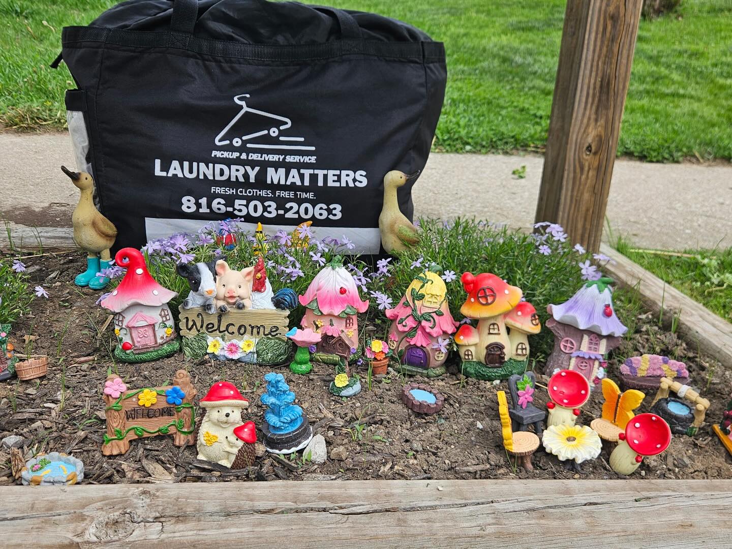 Even the tiniest neighborhood knows… 🧺✨
Welcome to the cutest little village where laundry is always handled 💁♀️
Fresh clothes, free time, and a whole lot of charm 🌸🍄
Our Laundry Matters bag made a special delivery stop in fairyland today… and they’re officially obsessed 🐷🦆💕
Because no matter how big or small—
✨ Laundry Matters ✨
📞 816-503-2063
Let us take it off your hands so you can enjoy the magic ✨
#LaundryMatters #PickupAndDelivery #FreshClothesFreeTime #BlueSpringsMO LaundryDayMadeEasy