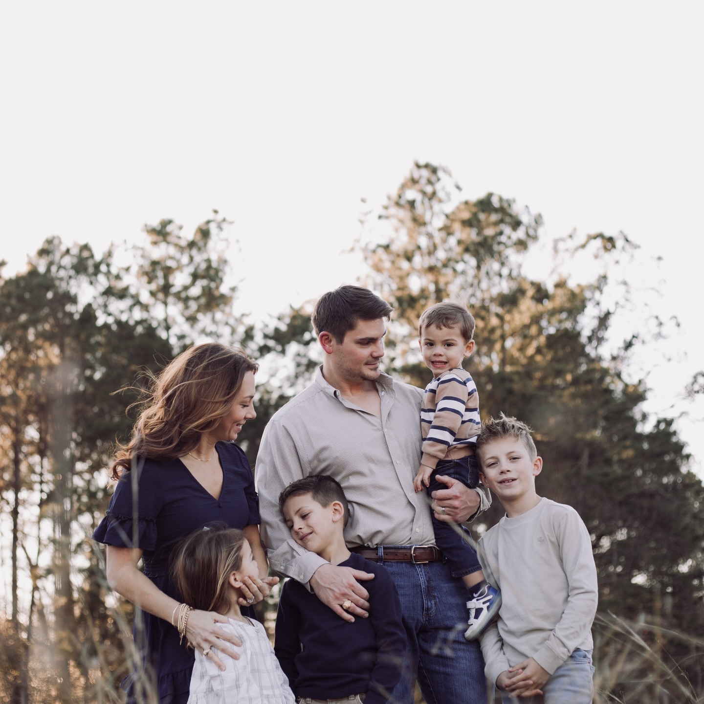 Happy Friday 🤍
#houstonphotographer #houstonfamilyphotographer #austinfamilyphotographer #explore #htx