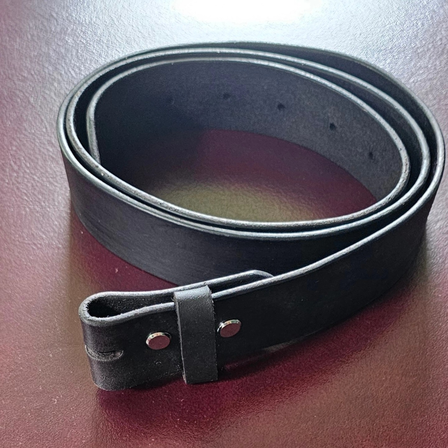 Multi-buckle belt...works for a cowboy buckle or a roller buckle. #customleathersplus #leatherbelt