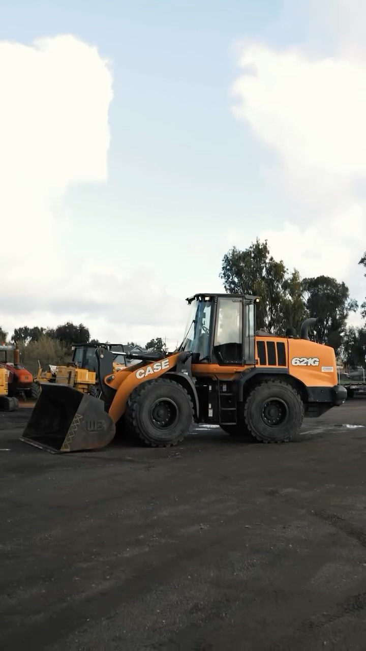 Started small… now we handle the real work 🌳🚜
From topping, hedging, and custom spreading — Tree Barber’s got it covered.
📞 North Valley: (209) 564-8207
📞 Central Valley: (559) 363-3315
📞 South Valley: (559) 201-3189
#TreeBarber #TreeService #TreeTopping #Hedging #CustomSpreading #CentralValley #AgServices