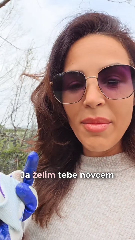 Kad se obraćaš ~ obraćaj se ovim drugima.
Tako to rade svjesne Žene Visokih Standarda ⚜️🌹