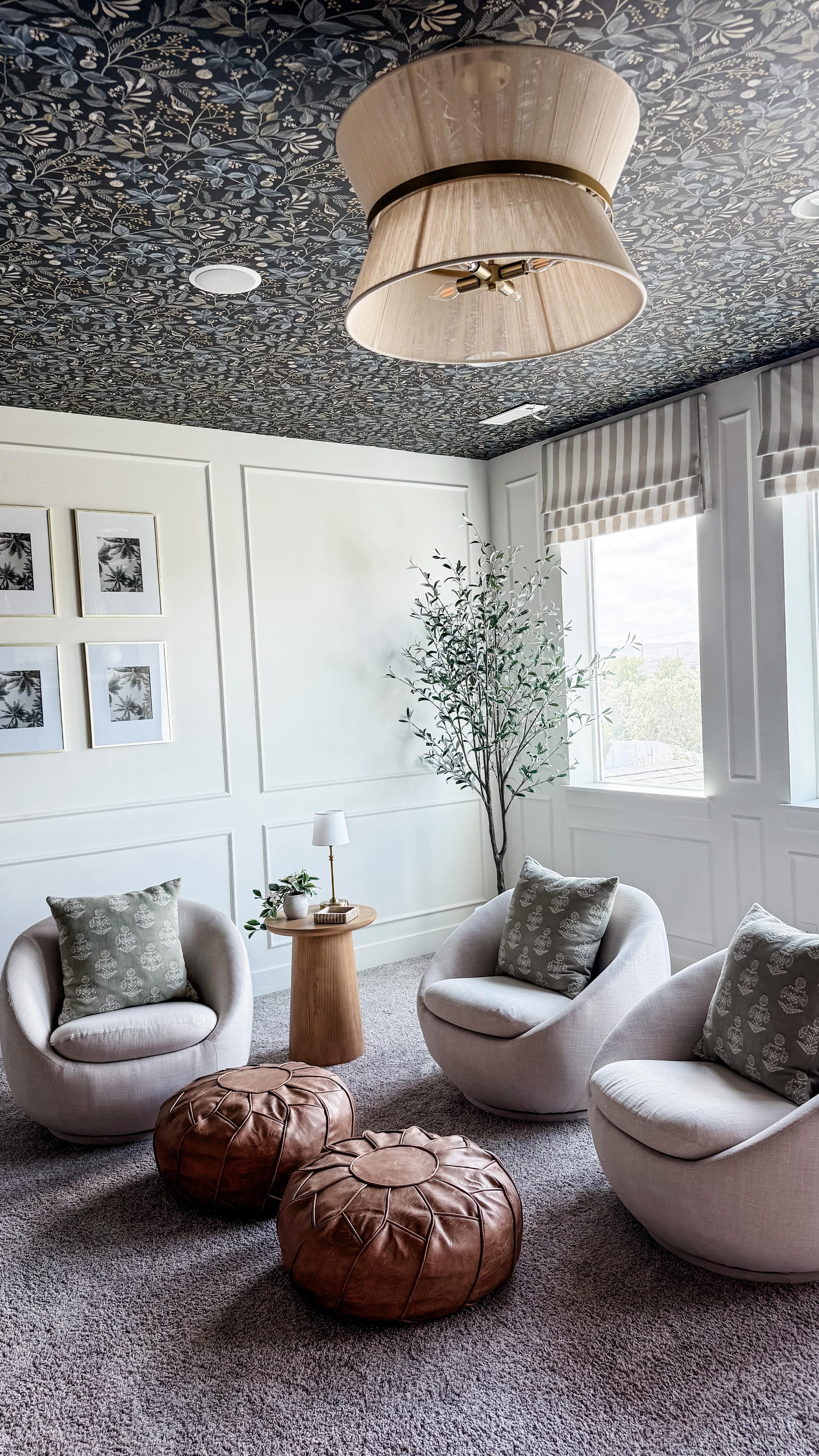 This room had so much potential… it just needed direction.
The biggest mistakes I see:
– No clear purpose
– No focal point
– Everything feels disconnected
When you fix those, everything changes!
DM me “DESIGN” if you want help transforming your space
#beforeandafter #transformation #familyroom #interiordesign #bonusroom