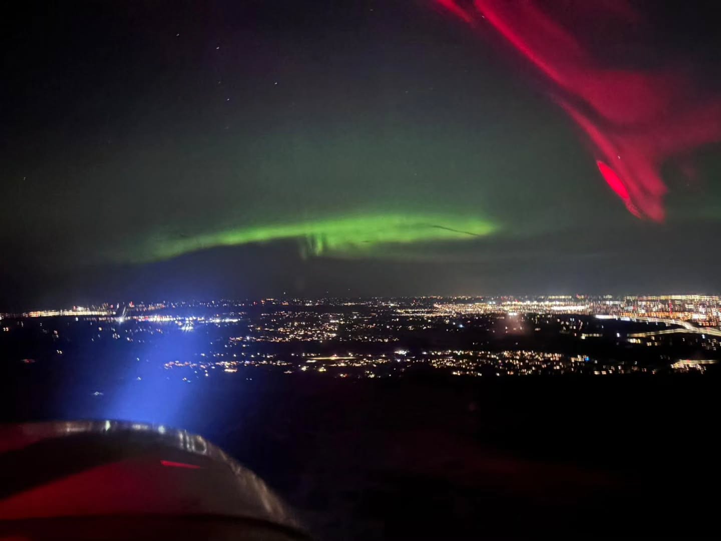 We love flying at night, especially when the sky dances for us 😍
Last night's views
.
.
.
📸 1 @basilbasilalex 📸 2-4 @brendan_bidyk
#cybw #aviation #satc #flightshool