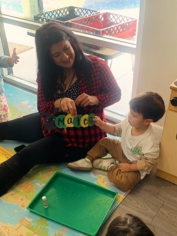 🦋 Butterfly Week at Learning Lab Preschool! 🦋
This week, our little learners dove into the amazing life cycle of a butterfly—and brought it to life with a fun, hands-on name craft!
Each child created their very own 🐛 caterpillar using construction paper and glue, with each segment representing a letter in their name. As they built, we practiced:
✨ Letter recognition
✨ Letter sounds
✨ Spelling their names
Learning becomes so much more meaningful when it’s hands-on, creative, and personal 💛
At Learning Lab Preschool, we love creating experiences where children can explore, create, and grow—all while building foundational skills for the future!
🌱 From caterpillars to confident learners… transformation is happening every day!
⸻
#LearningLabPreschool #IrvinePreschool #PreschoolLearning #EarlyChildhoodEducation #HandsOnLearning PlayBasedLearning LiteracySkills NameRecognition STEMforKids CreativeLearning ButterflyLifeCycle PreschoolActivities KidsLearning FaithBasedLearning RaisingConfidentKids LearningThroughPlay PreschoolLife OrangeCountyPreschool ToddlerActivities ChildDevelopment