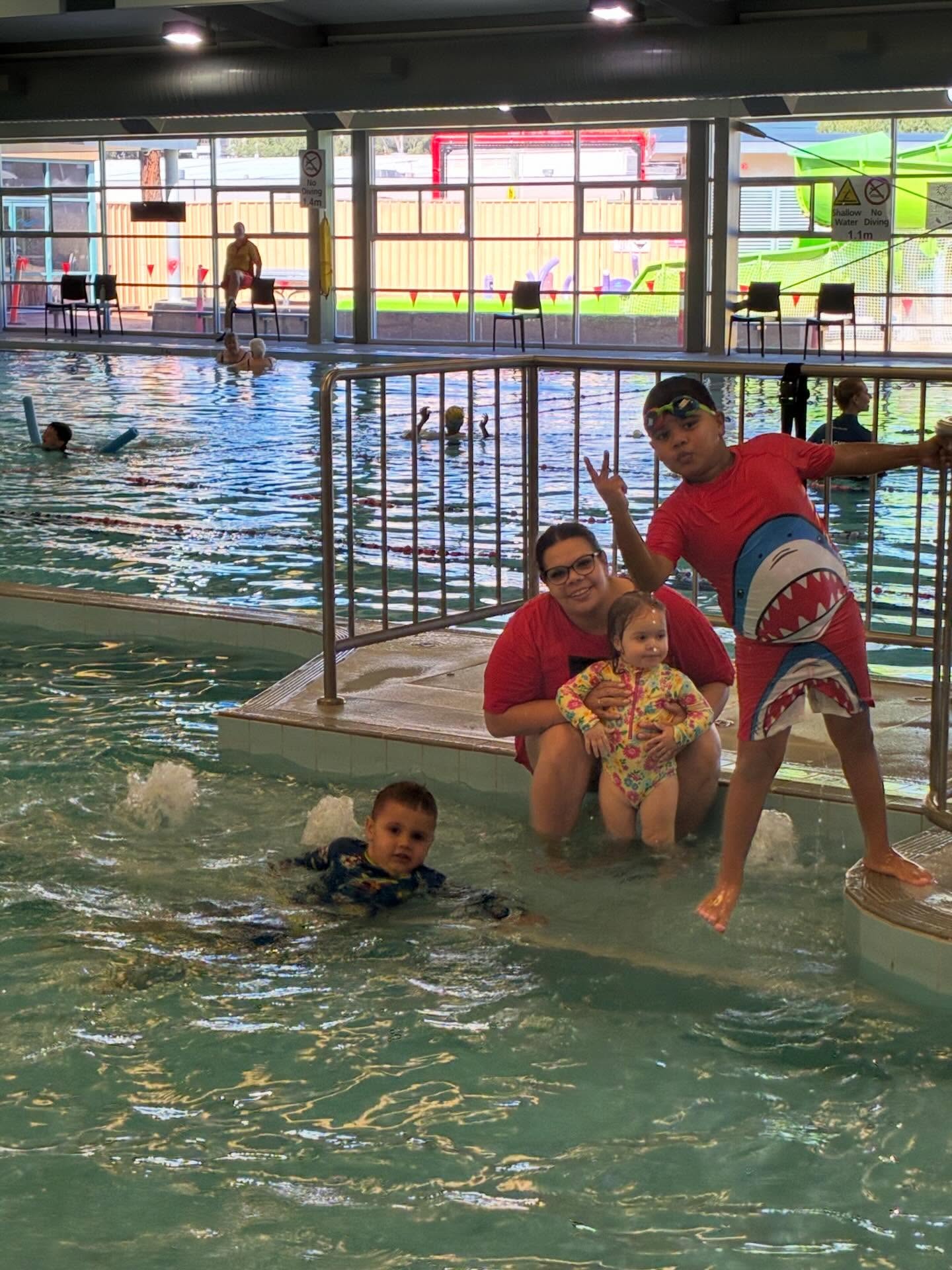 Last Monday we celebrated our little swimmers who completed their swimming program for the term. Monday was all about celebrating their achievements with lots of laughs, fun in the water, and yummy food! ๐โโ๏ธ๐