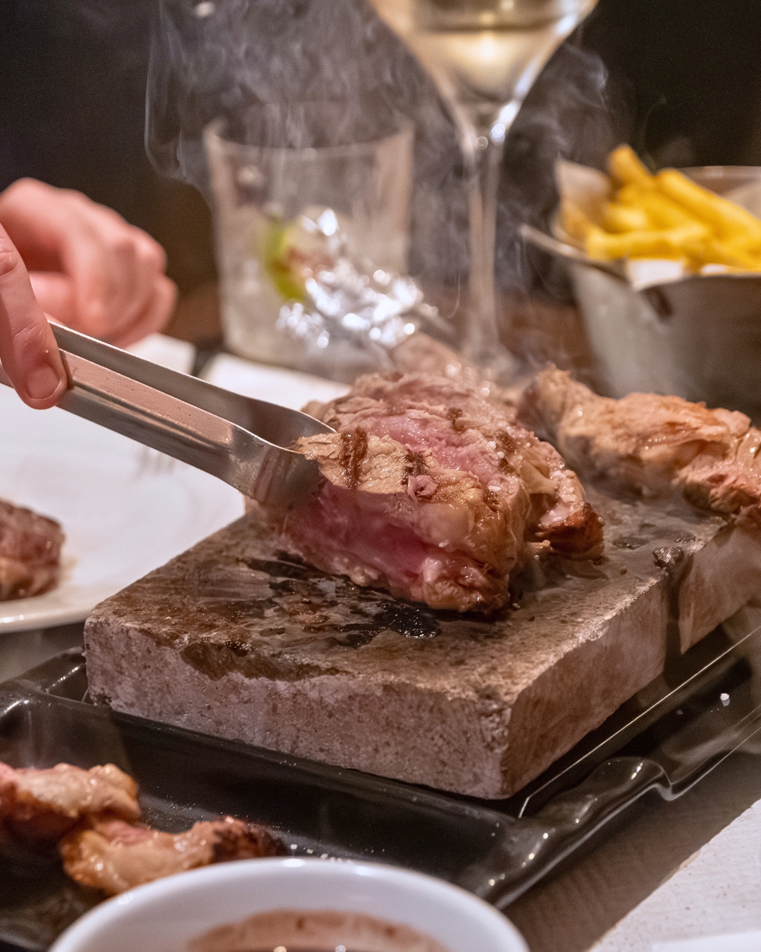 POV: you told yourself you were having the special again and then you saw this. 👀
35 ounces of tomahawk steak. Cooked in the kitchen, sliced and served still steaming. The kind of thing that makes the whole restaurant turn and look at your table.
Go on. You know you want to.
📍 Cheers Thetford
📲 Book your table — link in bio