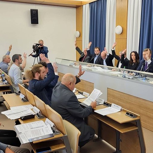 Ze zasedání zastupitelstva ve Svitavách 23. 3. 2026.
https://youtu.be/LcS-TSa_Dvc