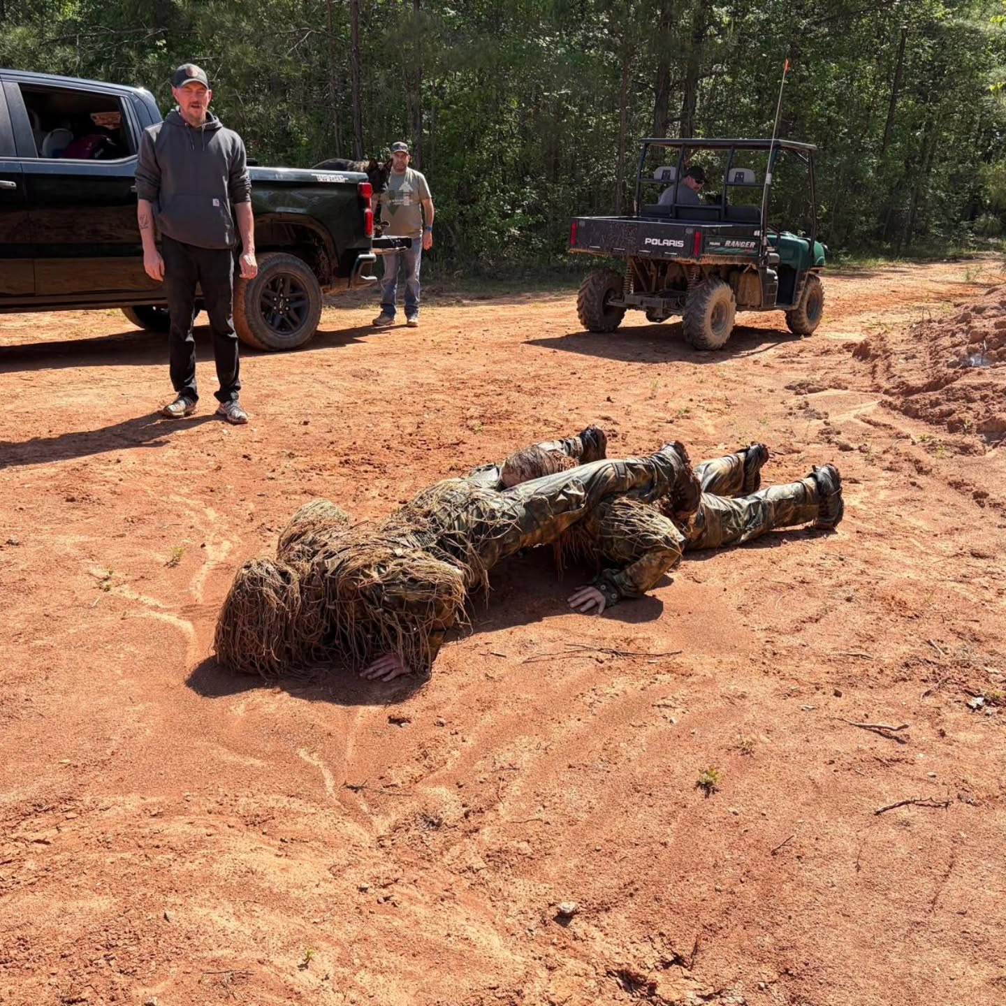 A few more good shots from last week's Ghillie Washπ€π» Our @tacticalconcealment Cobra Hoods held up great! ππ» Thanks again to the @alphagroupind staff for the hospitality!ππ»π
@brookwoodcompanies @mmitextiles @army.sniper.association