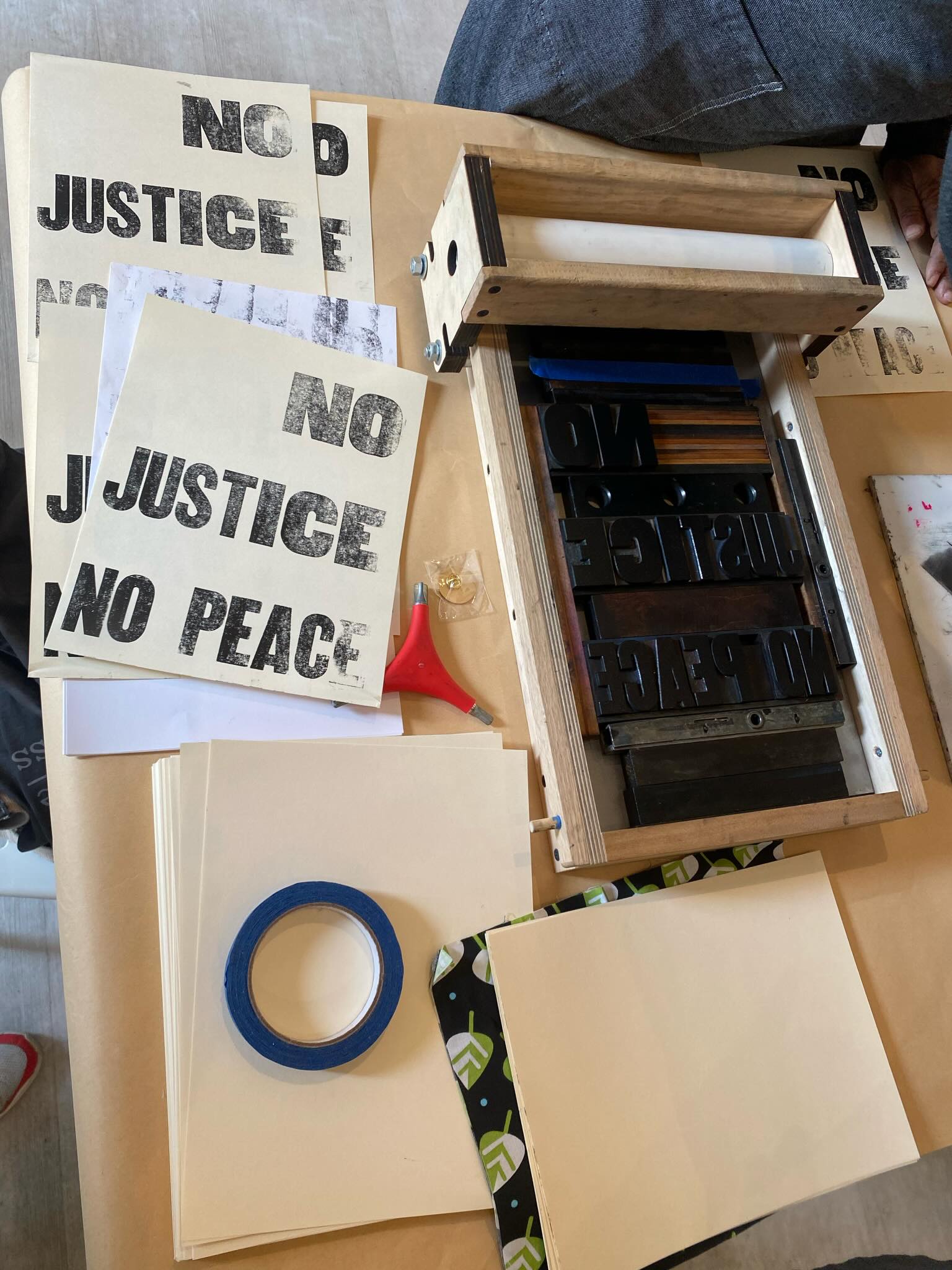 Letterpress Poster Printing is here with the amazing @kavamorepress
May 3rd Sunday 2:00-5:00
Hand-set your own message using vintage letterpress type ✨
Create a series of posters in this hands-on workshop and bring your words to life.
A powerful, tactile way to explore and activate your voice.