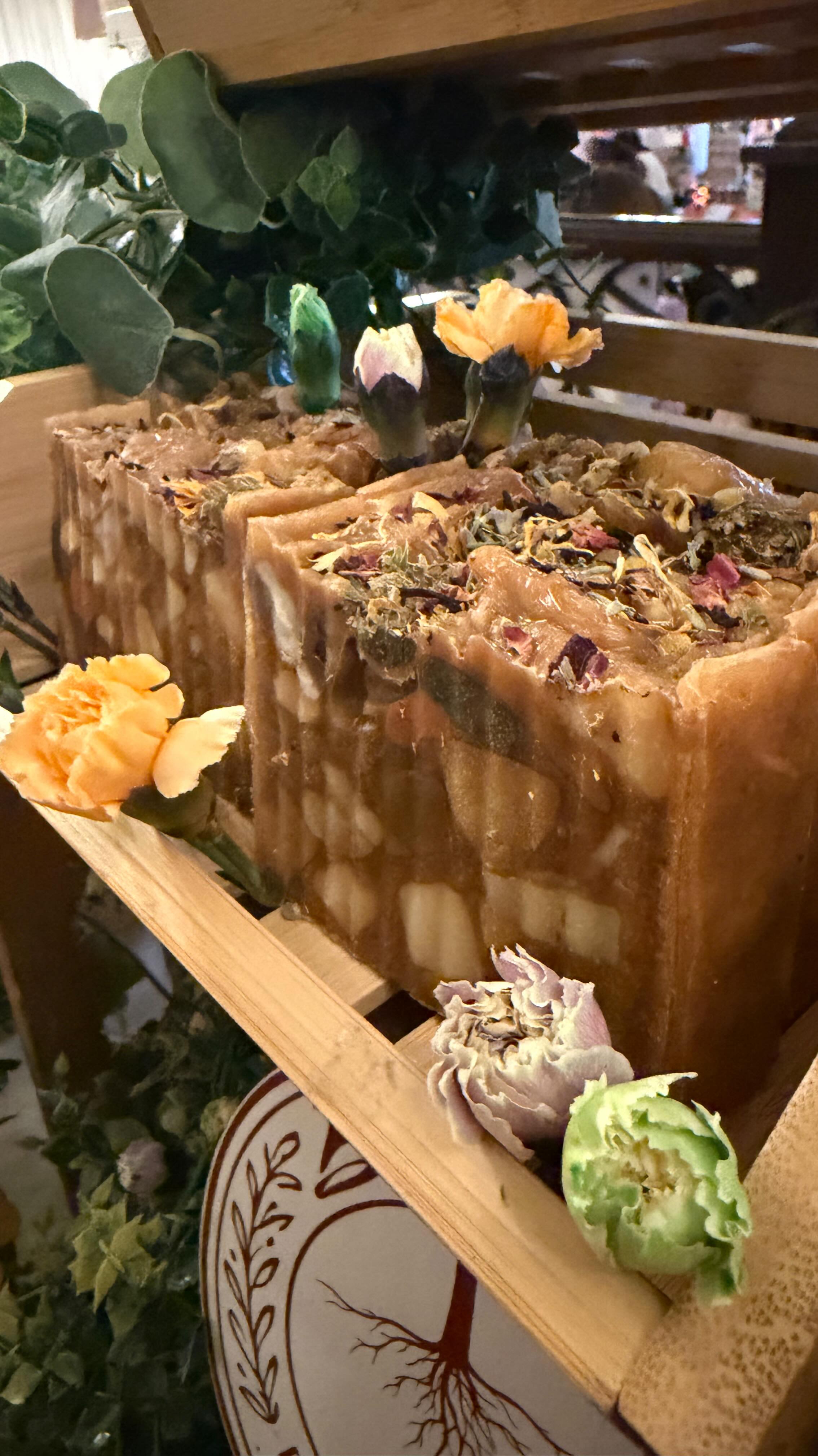 This bar holds the benefits of every soap I create⦠in one.
The Second Bloom Botanical Bar is made from the leftover pieces of my handmade soaps throughout the year ā blended together instead of going to waste.
That means youāre getting a mix of my herbal blends, clay-based bars, and essential oils all in one.
Each bar is finished with botanicals like rose, lavender, hibiscus, chamomile⦠and calendula ā our herb of the month, known for its gentle, skin-soothing support.
Every bar is different. Every bar carries a story.
šš½ Available on the website now
April only ā once theyāre gone, they wonāt be back until next year š
.
.
.
#BeautyFromTheRoot #SecondBloom #earthday #AyurvedicSkincare #calendula