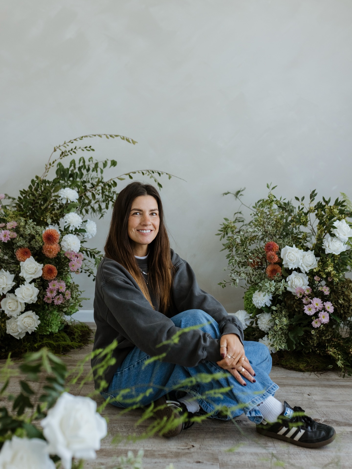 There’s something really special about these sessions every year… and this one felt no different 🤍
A huge thank you to Morgan at @blume._floral_creative for bringing this space to life with the most beautiful florals. Every little detail was thought out so perfectly, and it honestly made the whole experience feel that bit more magical. The amount of love for this setup did not go unnoticed. Please make sure you follow her and show her some love.
To all my families… the ones who come back year after year, the new faces I got to meet, and those who travelled from Yarrawonga, Cobram and beyond. Thank you. Truly. You’re the reason these days mean so much to me.
Now for the part I know you’re all waiting on… galleries will be ready in around 2 weeks. If you’ve given permission for me to share your images, I’ll do my best to send through a little sneak peek beforehand. If you’ve chosen to keep your gallery private, you’ll receive everything once it’s complete.
I already can’t wait to do it all again next year 🤍
