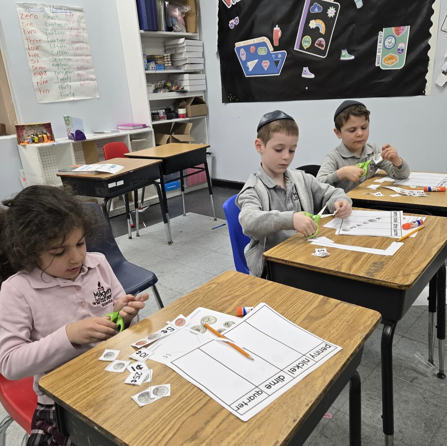 Kindergarten has been having so much fun learning all about coins 💰 Over the past few weeks, students have been identifying pennies, nickels, dimes, and quarters, learning their values, and counting them together 👏 So proud of their progress! ✨