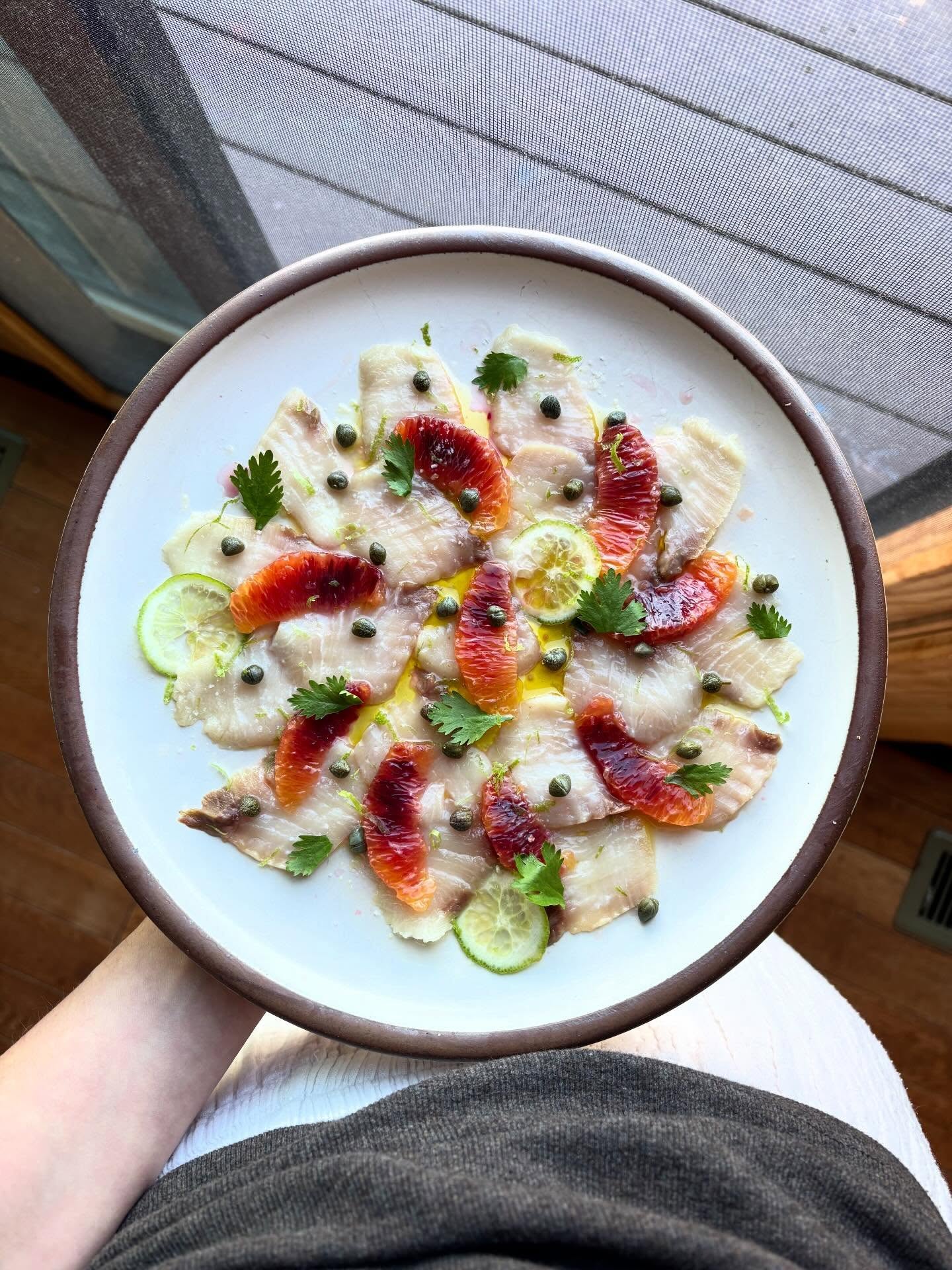 Dutch Yellow Tale Crudo✨ this is outside of what I normally cook for new mamas but it is hottt outside and my client was craving some fresh flavors of home✨ nourishment is so much more than rules and regulations. It’s about satisfying cravings, and basking in nostalgic flavors x
