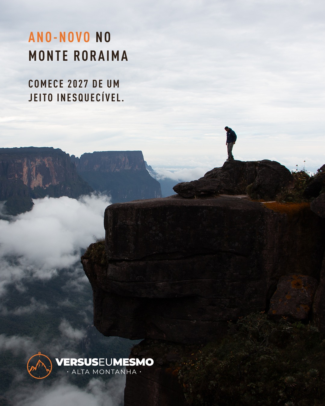 Existe lugar mais simbólico para fechar um ciclo e começar outro do que o topo de um tepui?
O Monte Roraima não é uma montanha comum. É um mundo perdido, com formações rochosas que parecem de outro planeta, piscinas naturais e uma vista que abraça três países: Brasil, Venezuela e Guiana.
Em dezembro, vamos passar o Ano Novo lá em cima. Uma expedição especial para quem quer começar 2027 de um jeito que poucos vão começar.
Garanta agora a oportunidade de ter essa experiência inesquecível na sua história. As vagas são limitadas.