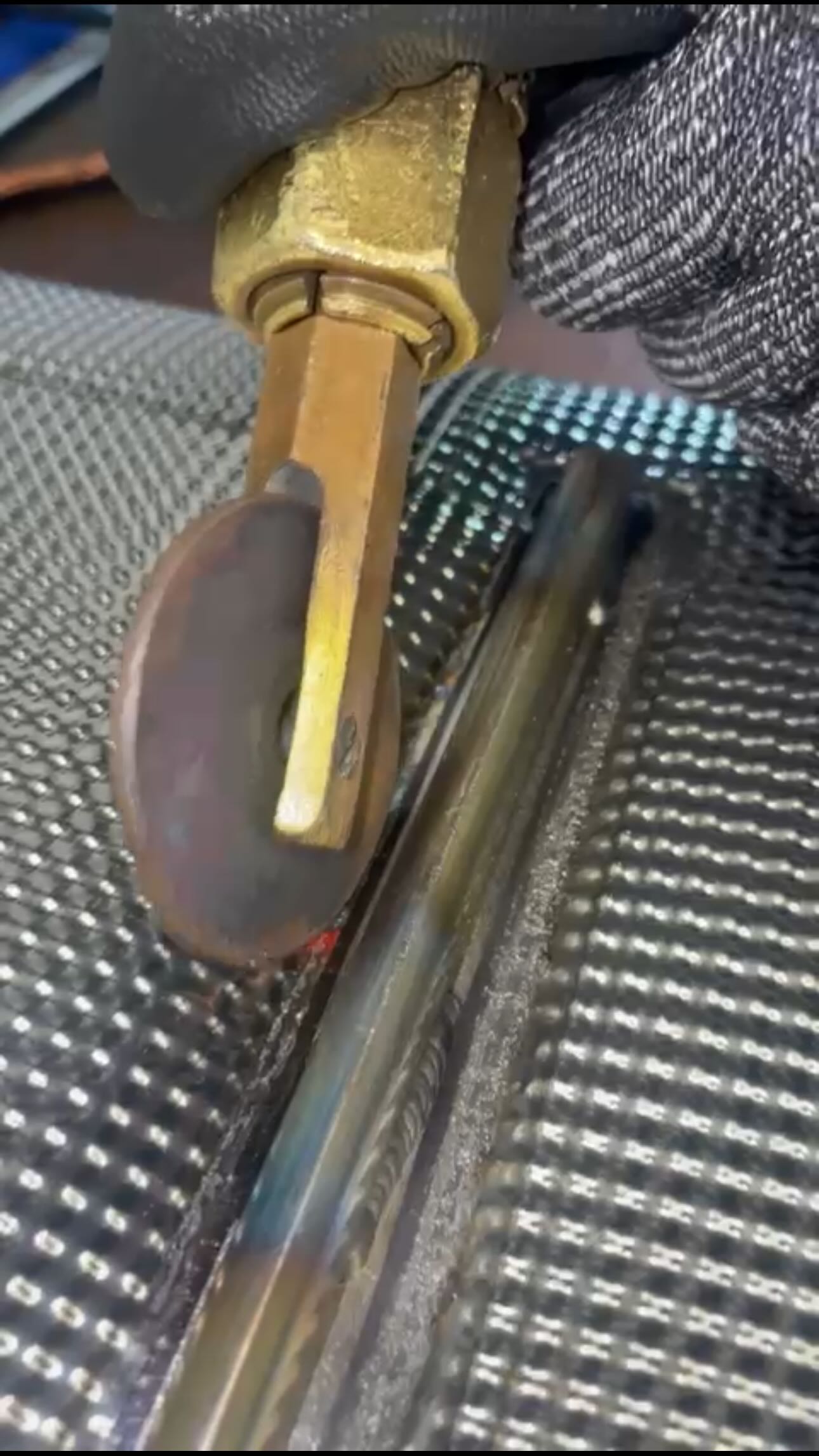 We love this stuff 🔥
At GoodFabs, it’s all about combining craftsmanship with precision. Watching clean roller welds and accurate spot welds come together on a silencer build never gets old, especially when working with Inconel.
✔️ Roller welding for smooth, airtight seams
✔️ Spot welding for strength and accuracy
✔️ Inconel construction for extreme heat and durability
✔️ Engineered for performance, built to last
From raw material to finished product - quality is in every detail, and we’re here for all of it.
#welding #fabrication #silencer #exhaust #motorsport