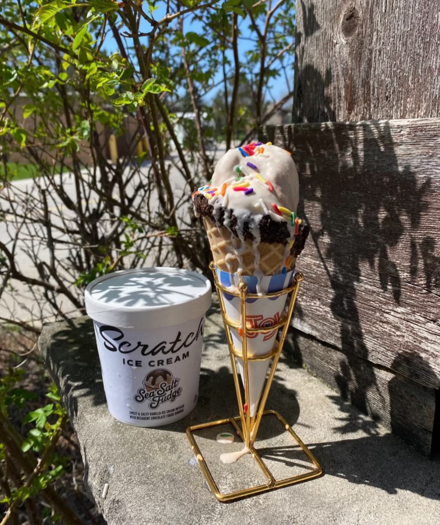 Come try the Sea Salt Fudge flavor! We are now open on Mondays and Tuesdays🍦
#icecream #scratchicecream #brookfield #icecreamlover #smallbusiness