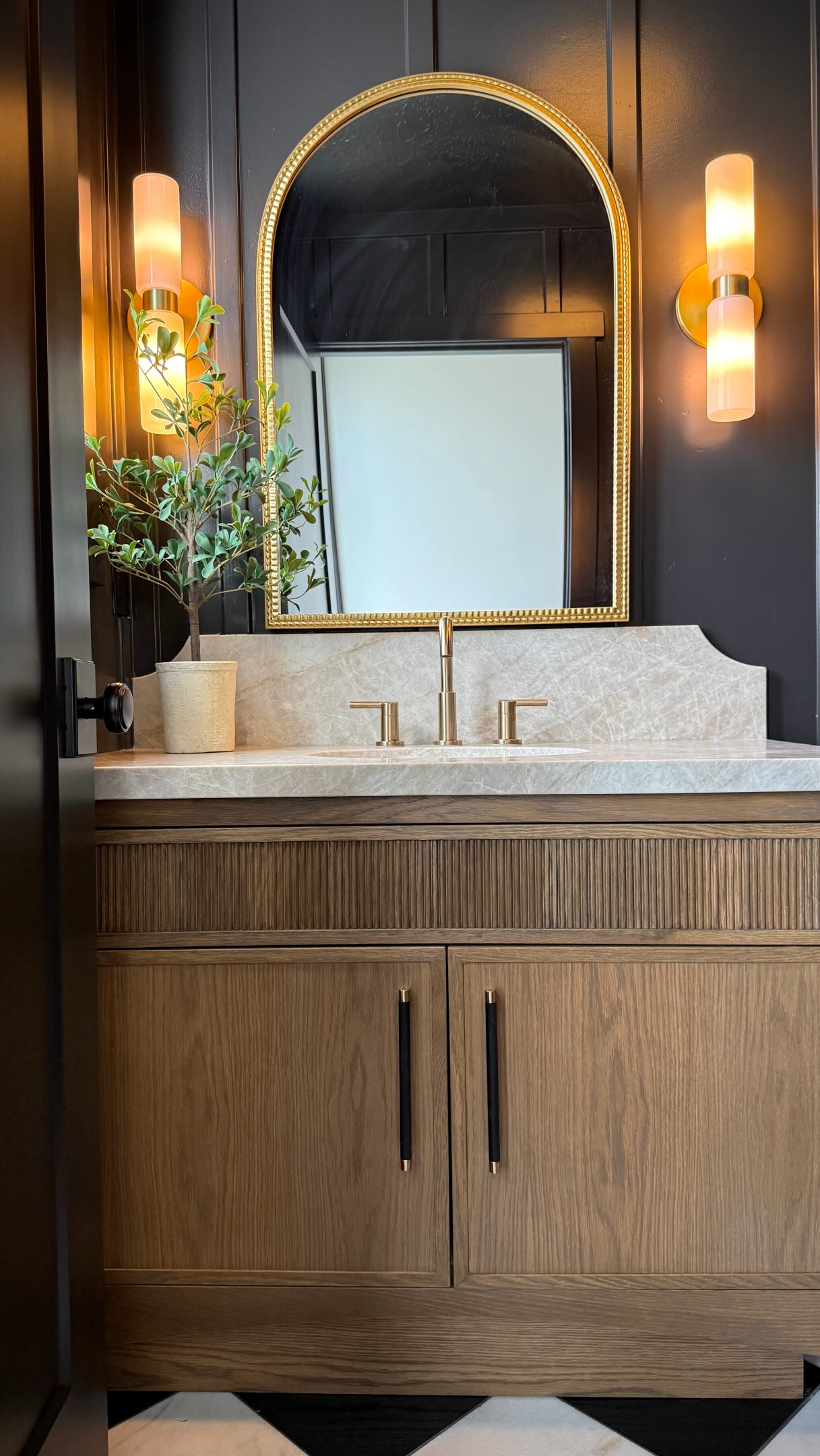 Let’s have a moment for this beautiful bathroom! Small spaces deserve beautiful details too.
From the custom vanity and countersplash to the classic marbled checkered floors, every inch of this space was thoughtfully designed.
It’s often the smallest spaces that leave the biggest impression — layered with character, intention, and details everywhere you look. #bathroom #bathroomdesign #smallbathroomideas #bathroomgoals #bathroominspiration