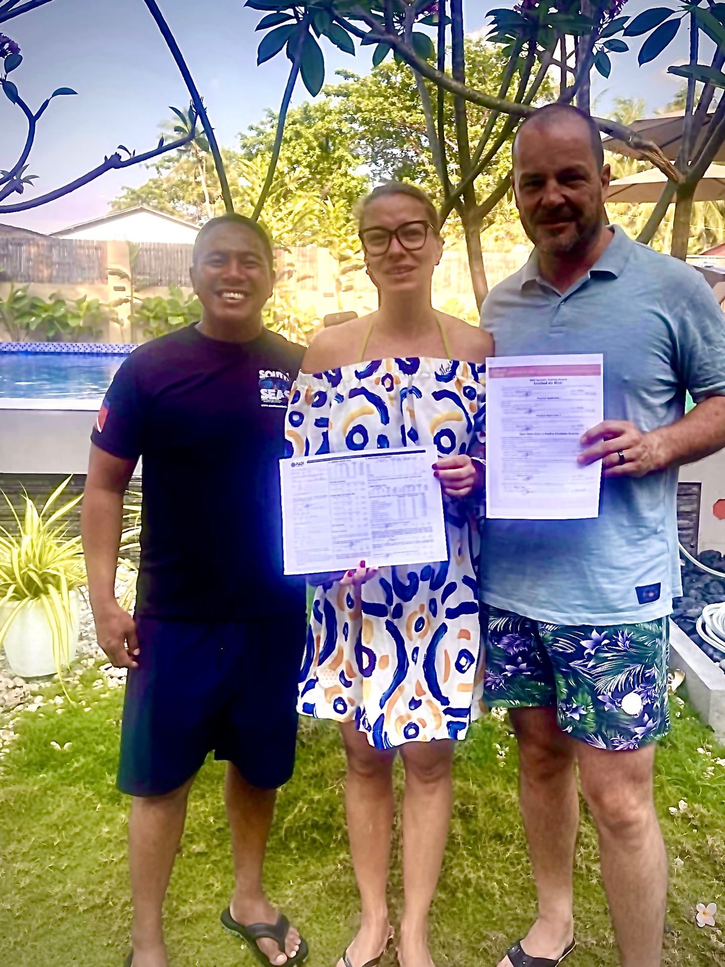 Huge congratulations to Diana for successfully completing her PADI Open Water Diver course!
And big cheers to Mircea for crushing the PADI Nitrox course taking diving to the next level!
We’re proud on both of you and can’t wait to see where your underwater adventures take you next!
For PADI Scuba Courses and Dive Trips:
Email: diveandstay@southseasbrdc.com
Whatsapp: +63 956 305 1200
.
.
.
.
#diveinsouthseas
#divesantandercebu
#diveoslobcebu
#sumilonisland #padi