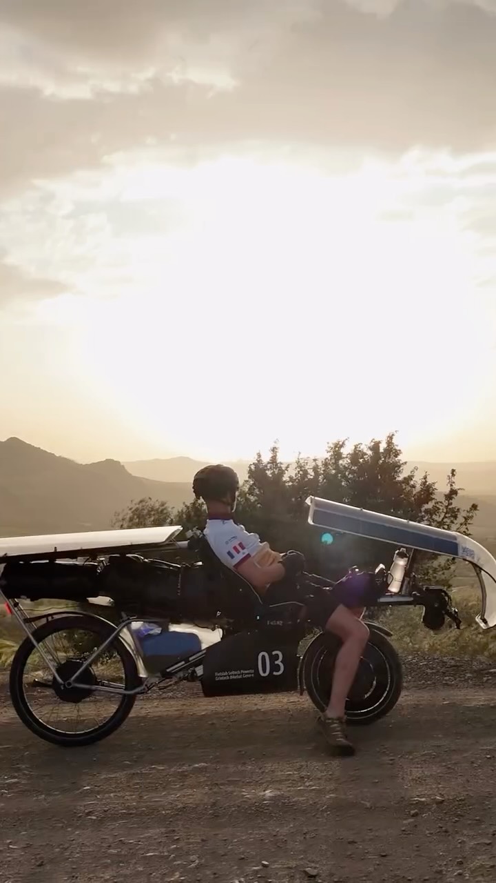 Kom op 7 mei alles ontdekken over de vernieuwde Solarglider van @rafvanhulle X Het Fietslab & de ultieme test. Inschrijvingen via fietslab.be. Whoop, whoop.