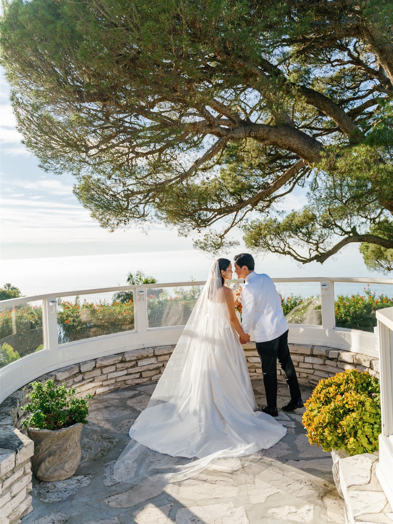A+M’s sweetest moments ✨
Photo: @andyworks_wedding
Coordination: @theyesstory_janice @theyesstory
Floral: @hadleyandren
Catering: @madebymegcatering
MUA: @kellyzhangagency
DJ: @voxdjs
Venue: @laventainn_pv