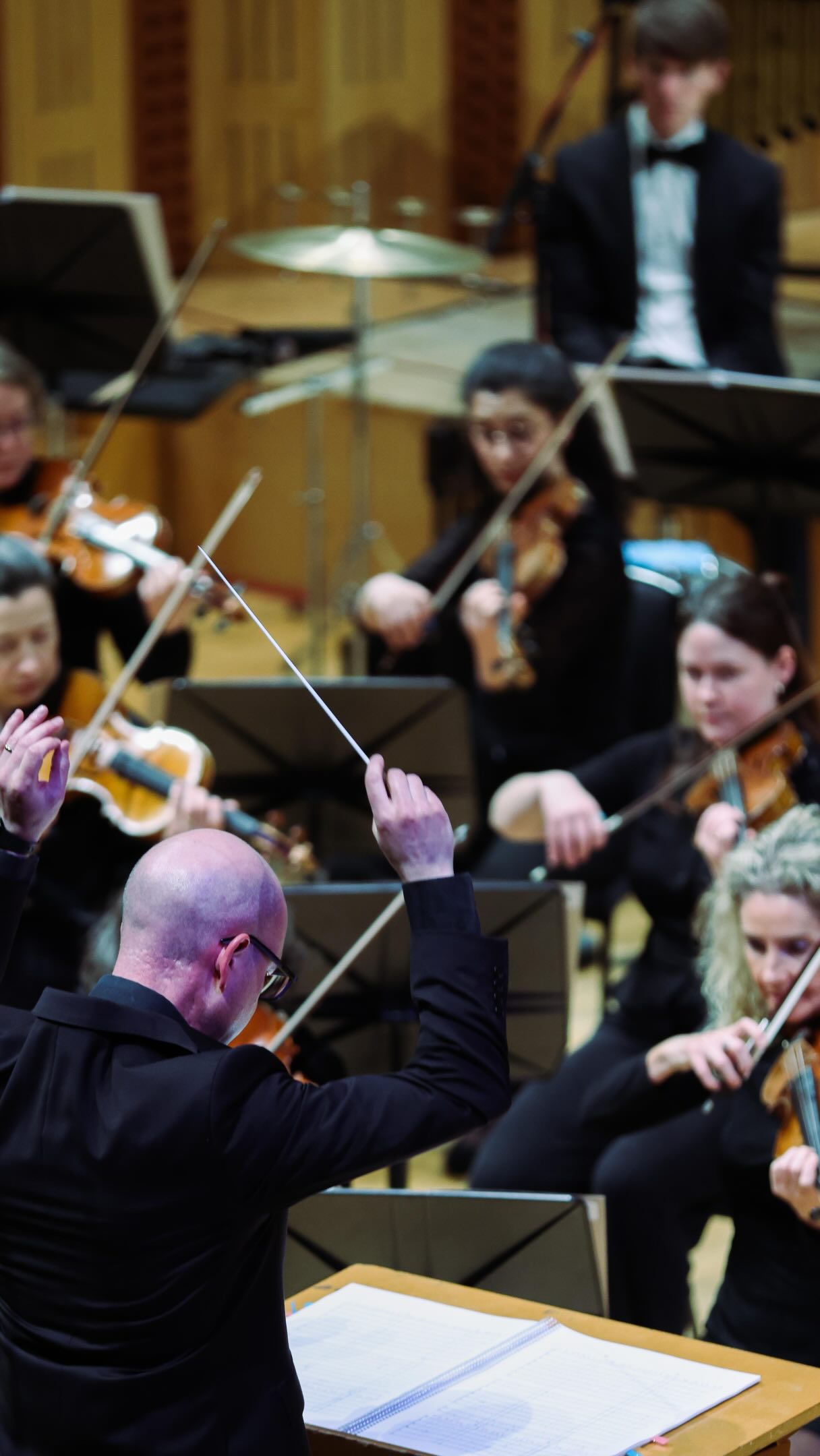 LAST NIGHT,
@rteconcertorchestra performed works by Jane O’Leary and Kevin O’Connell, under the Baton of Gavin Moloney. 🎼
The programme featured Kevin O’Connells ‘Paradiso’, a listening to Dante’s third cantica for soprano, baritone, chorus and orchestra. 👏🏼
#NMD2026
