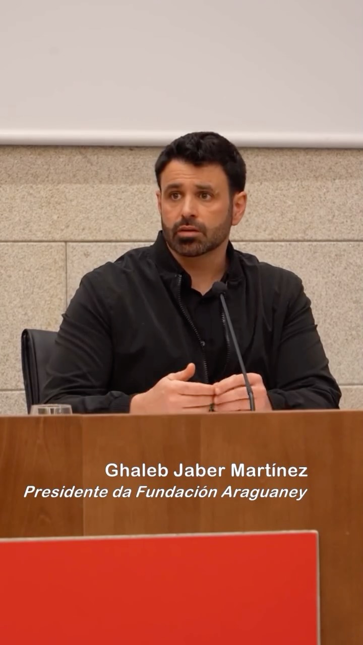 Hoxe non é un día para celebrar, é un día para concienciar 🇵🇸 O noso Presidente achéganos unhas palabras sobre a 'Nakba' co contexto do filme 'The Time That Remains'.
Esta película cóntanos a historia da creación do Estado de Israel na Palestina histórica, desde a perspectiva persoal do coñecido cineasta palestino Elia Suleiman, cun toque de ironía e humor 🎬
Proxectarase o vindeiro martes 19 de maio ás 20 horas na Deputación de Lugo 📍
#fundaciónaraguaney #nakba #nakbaday