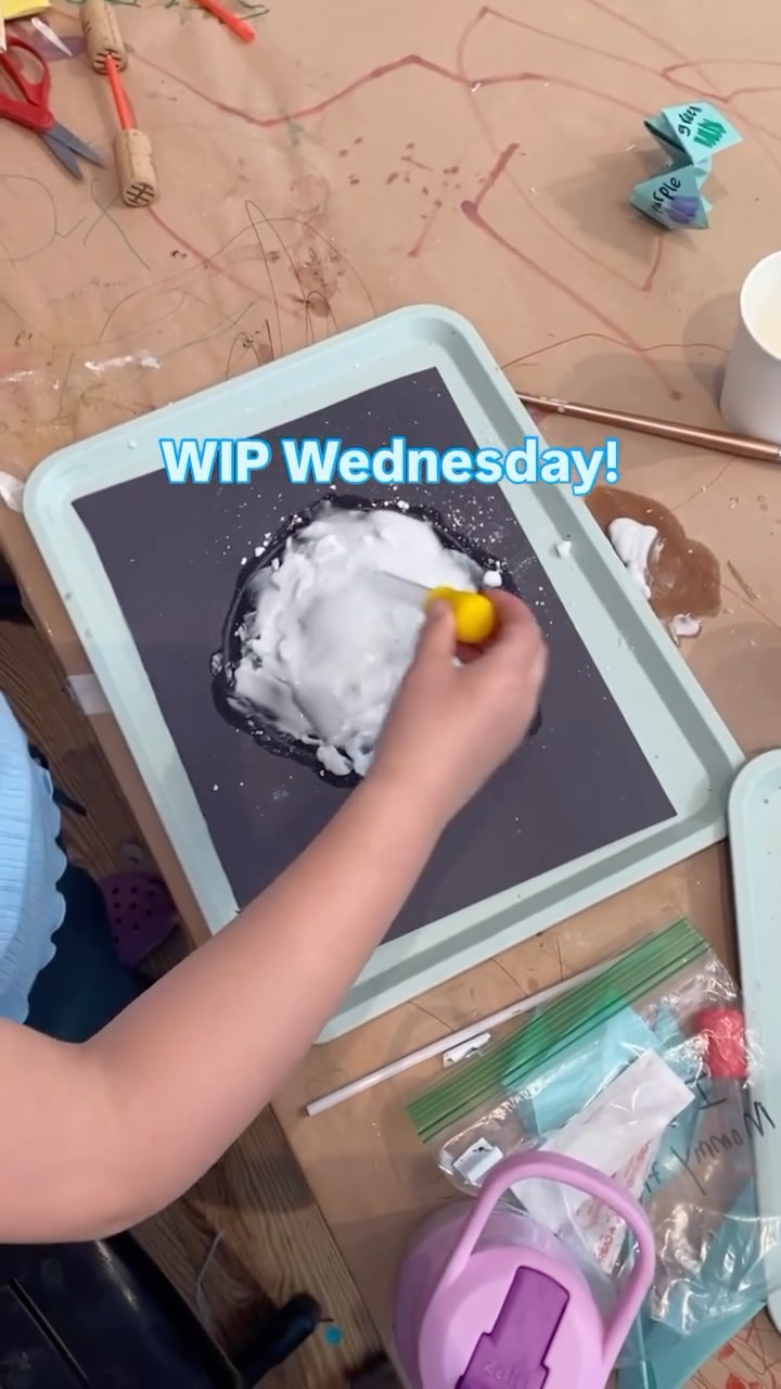 WIP Wednesday ✨
We’re making fizzy moons today using baking soda + vinegar! A hands-on STEM experiment that turns simple ingredients into a bubbling, out-of-this-world reaction 🌙⚗️
Come build, mix, and explore with us!
Join us on May 2nd 10AM-12PM at Patricia’s Green in Hayes Valley for our STEM toy swap station at our Summer Camp Preview Event!