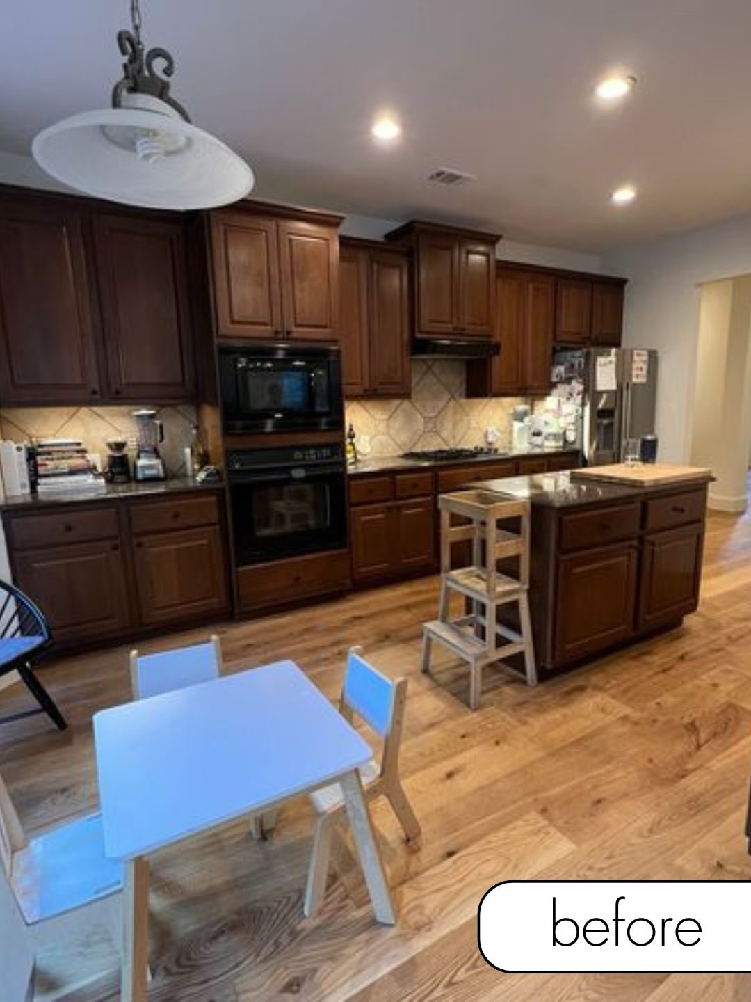 The kind of kitchen that brings everyone together. 👩🍳✨
Build: @ct.builders
—
#homesweethome #homeremodel #atx #atxinteriordesigner #austintexas
