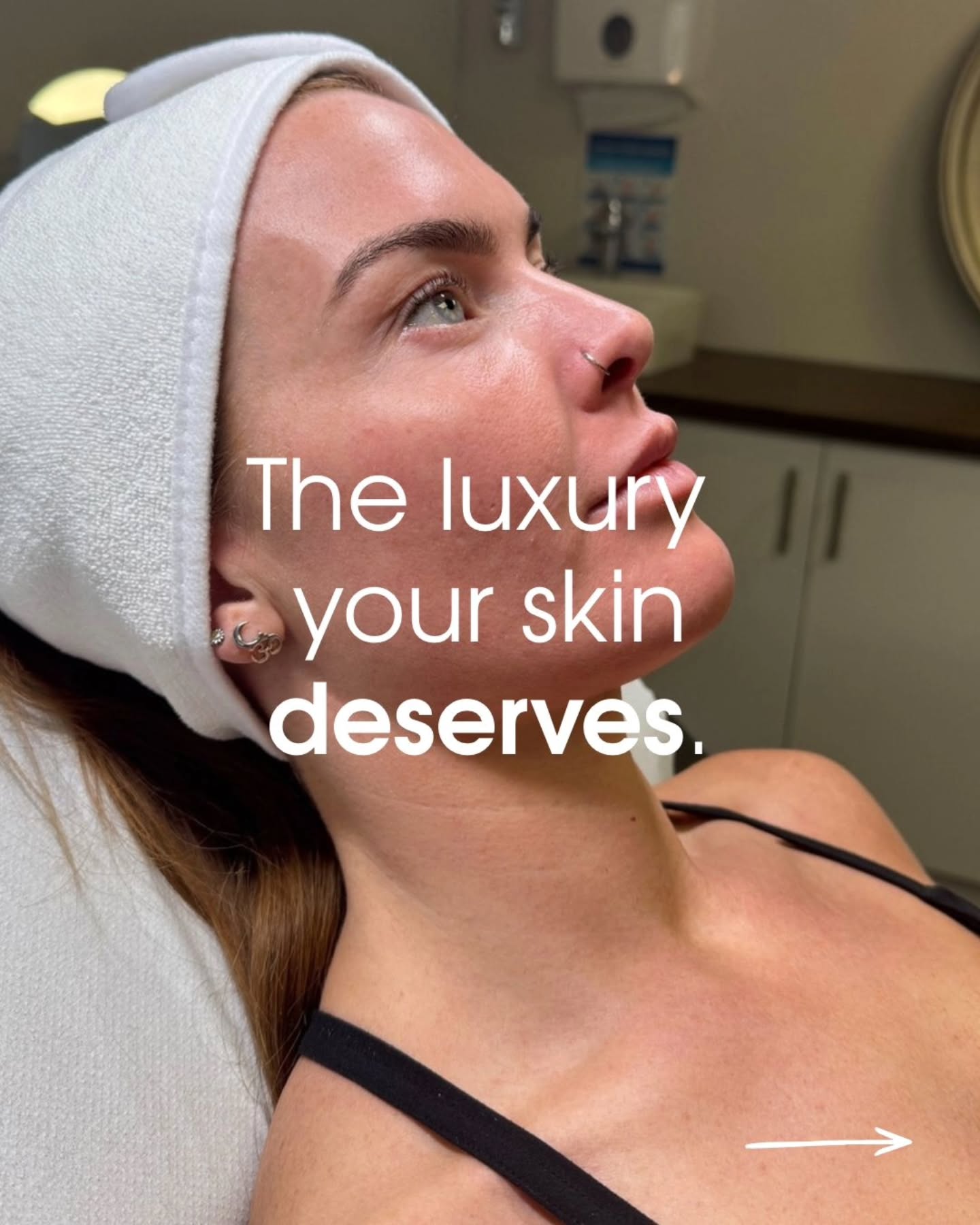 ✨ THE LUXURY YOUR SKIN DESERVES ✨
This is one of my go-to treatments in clinic — not because it changes your face, but because of how beautifully it improves your skin. 🤍
I love Profhilo for its ability to deeply hydrate, boost firmness, and support collagen and elastin — it’s all about improving skin quality from within. The result? Smoother, healthier, more radiant skin that still looks completely natural.
It’s the kind of treatment that people notice… but can’t quite put their finger on. ✨
If your skin is feeling dull, tired, or lacking that glow, this is always one I recommend.
Message me to chat or book 💬
#profhilo #skinbooster #glowingskin #aestheticswarrington #warringtonaesthetics