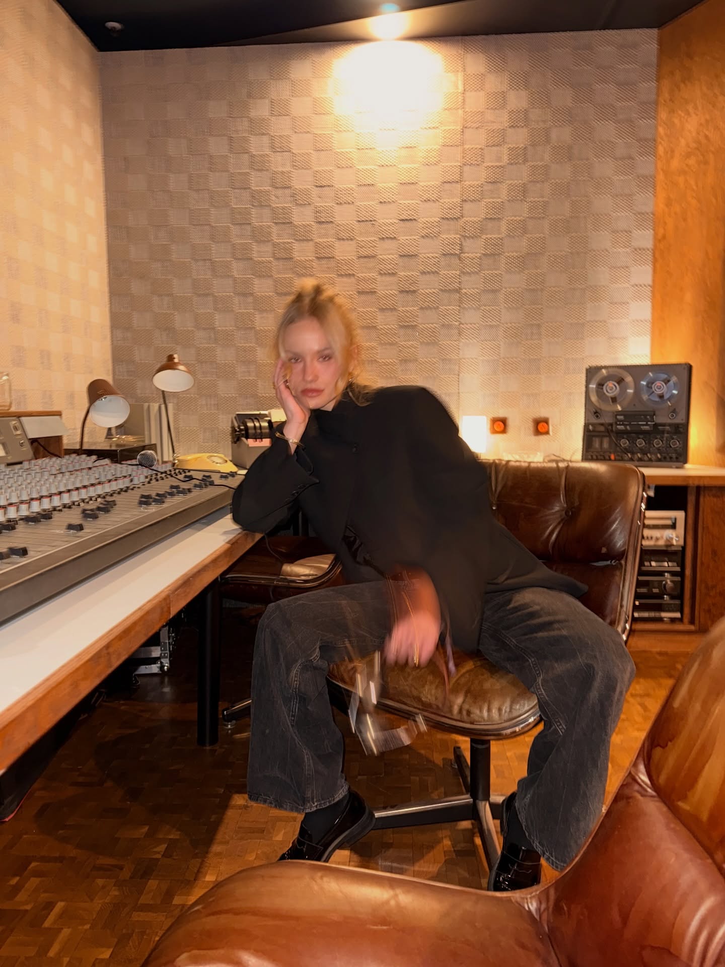 Didn't tell you but I've been in the studio working on smth... (obv joking)