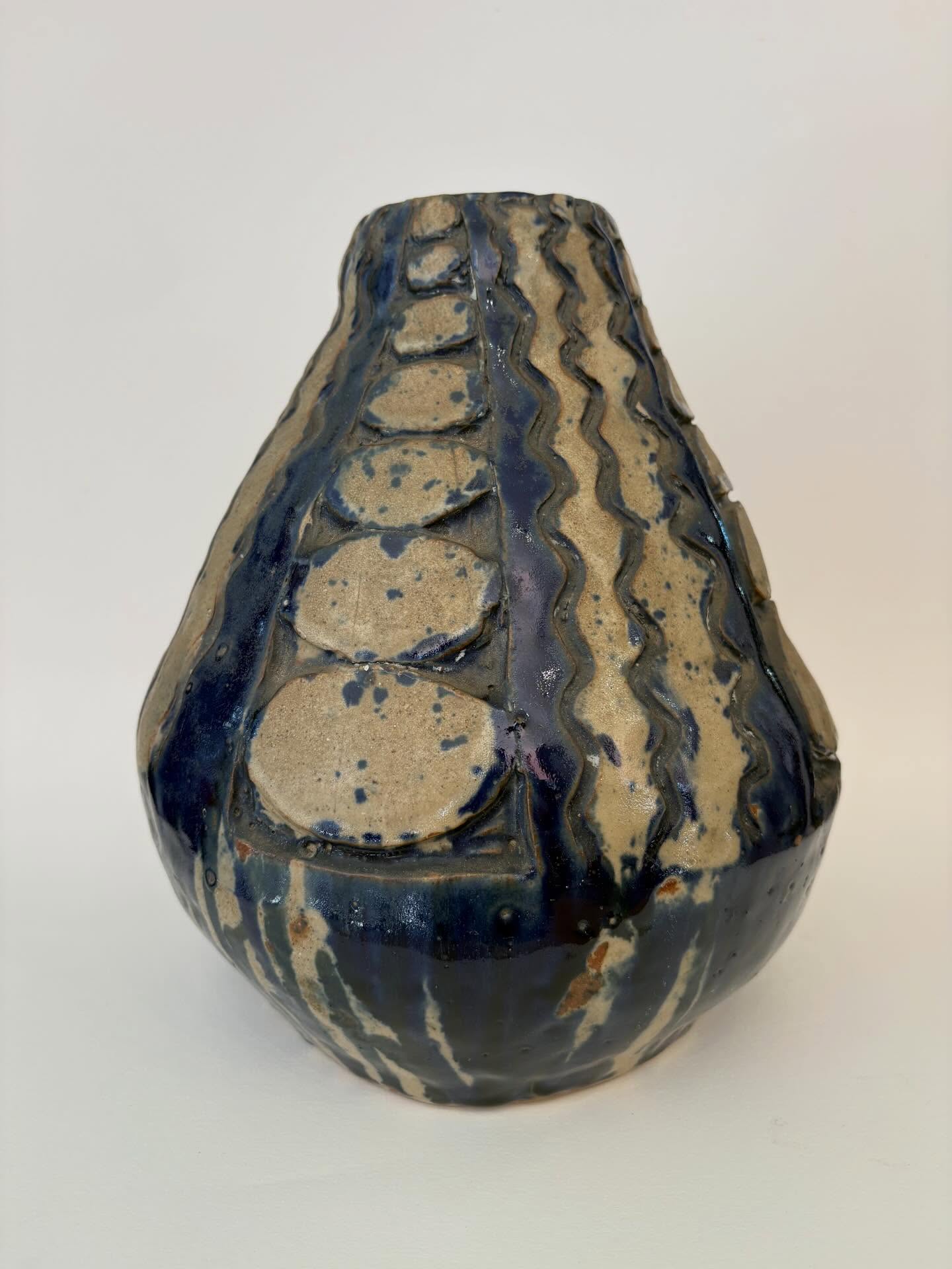 1. Studio pottery vase. 2. Tea light lighthouse. 3. Mussel bowl. These beauty’s are in the window at She Rose…
Open 10-4 Wed-Sat