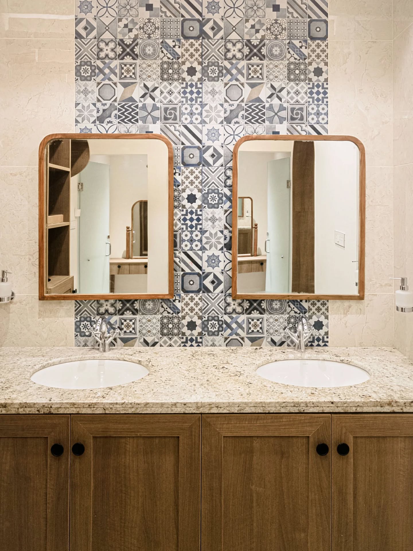 Health Pavilion, Bangalore Club, where heritage meets modern comfort.
Designed by Amalgrain, the warm minimalist interior features muted blue patterned tiles as a refined focal point, balancing clean architecture with subtle decorative depth.
#bangaloreclub #colonialdesign #vintagedesigns
