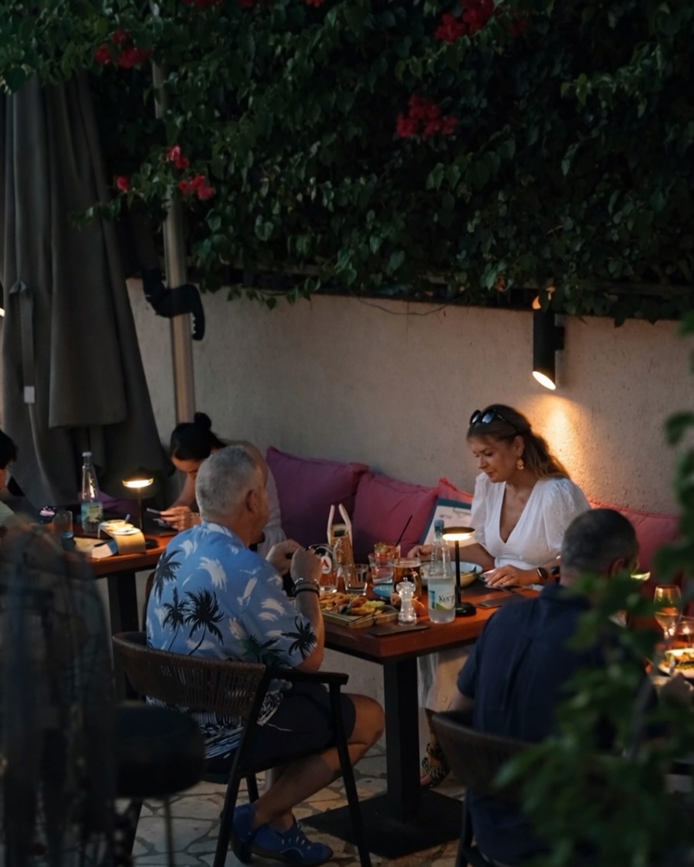 Almost time for long dinners, laughter & late nights…
Good vibes loading… ⏳
#3wisemonkeys#restaurant#bar#assos#kefalonia