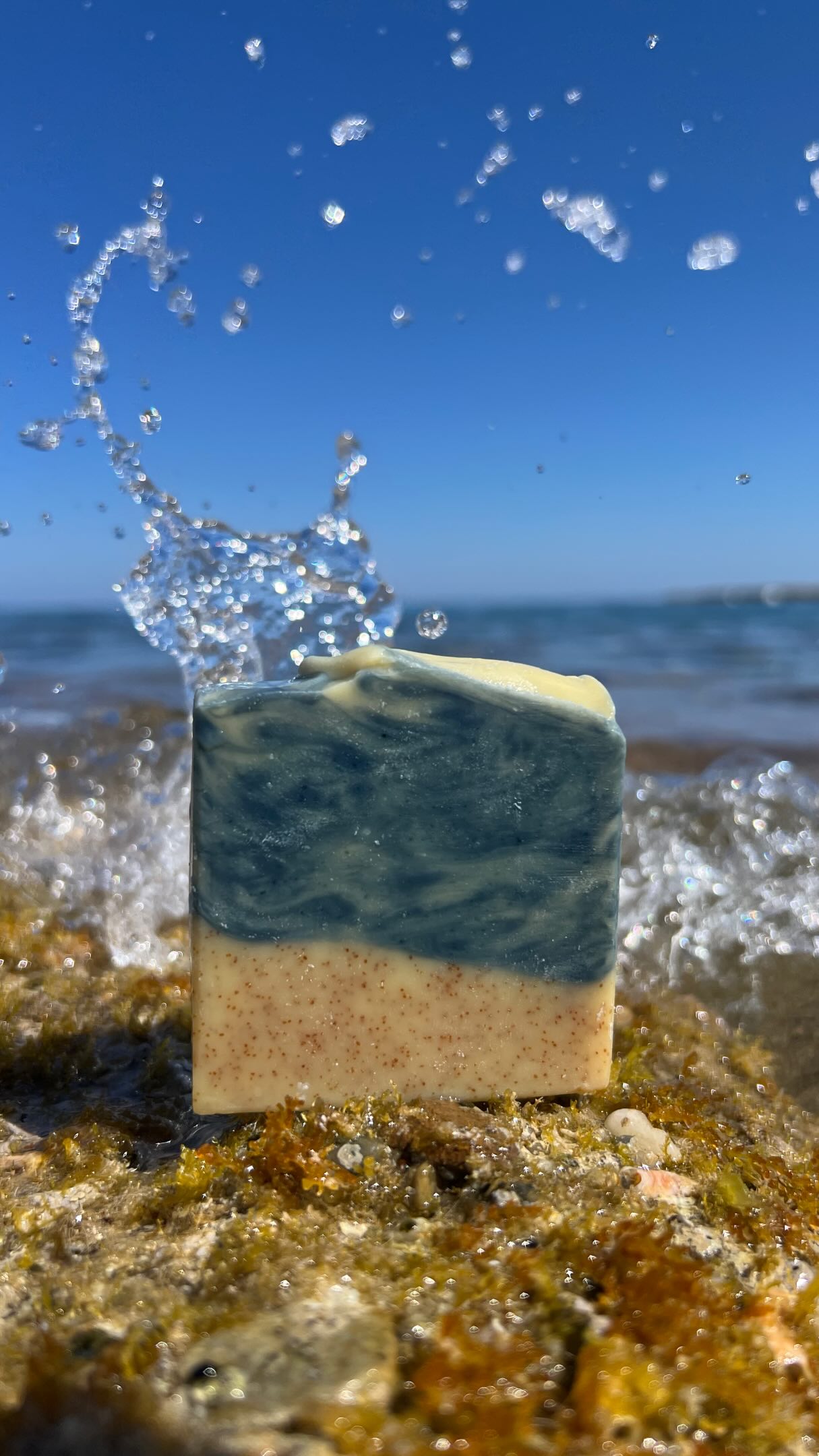 Our goats milk soap bars are made using natural ingredients and essential oils 🌿
#marshvalleysoap #goatsmilksoap #madeinyorkshire #familyrunbusiness #madeinsheffield