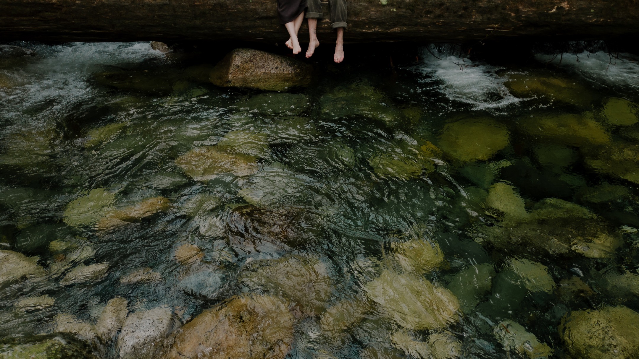 Z + E
A few frames from this Squamish session. Couldn't wait... I had to share a tiny preview :)