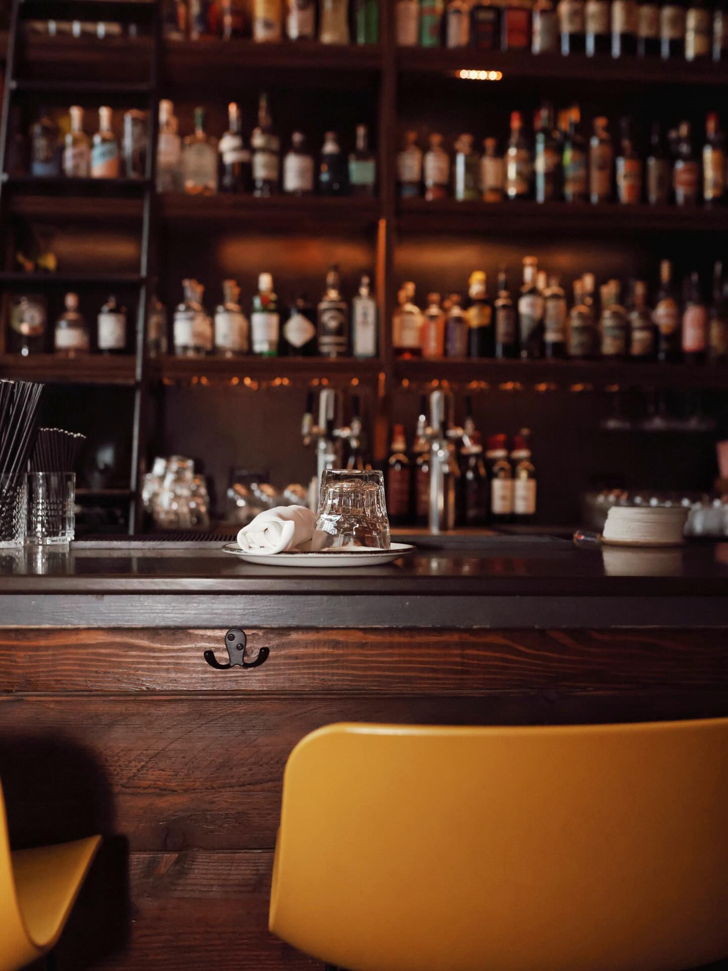 At Storia Cucina, the bar is more than a place to grab a drink, it’s where hospitality lives.
Cin Cin 🥂
Come sit with us.
📸 @kristinkins